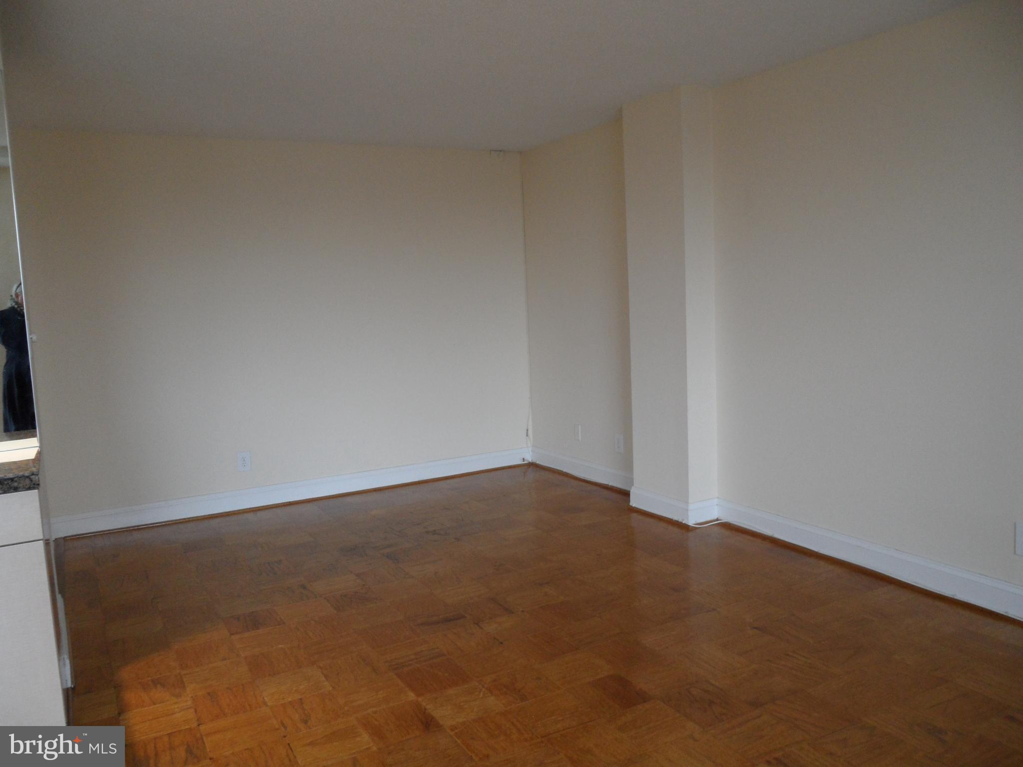 MARINA TOWERS - Residential Lease