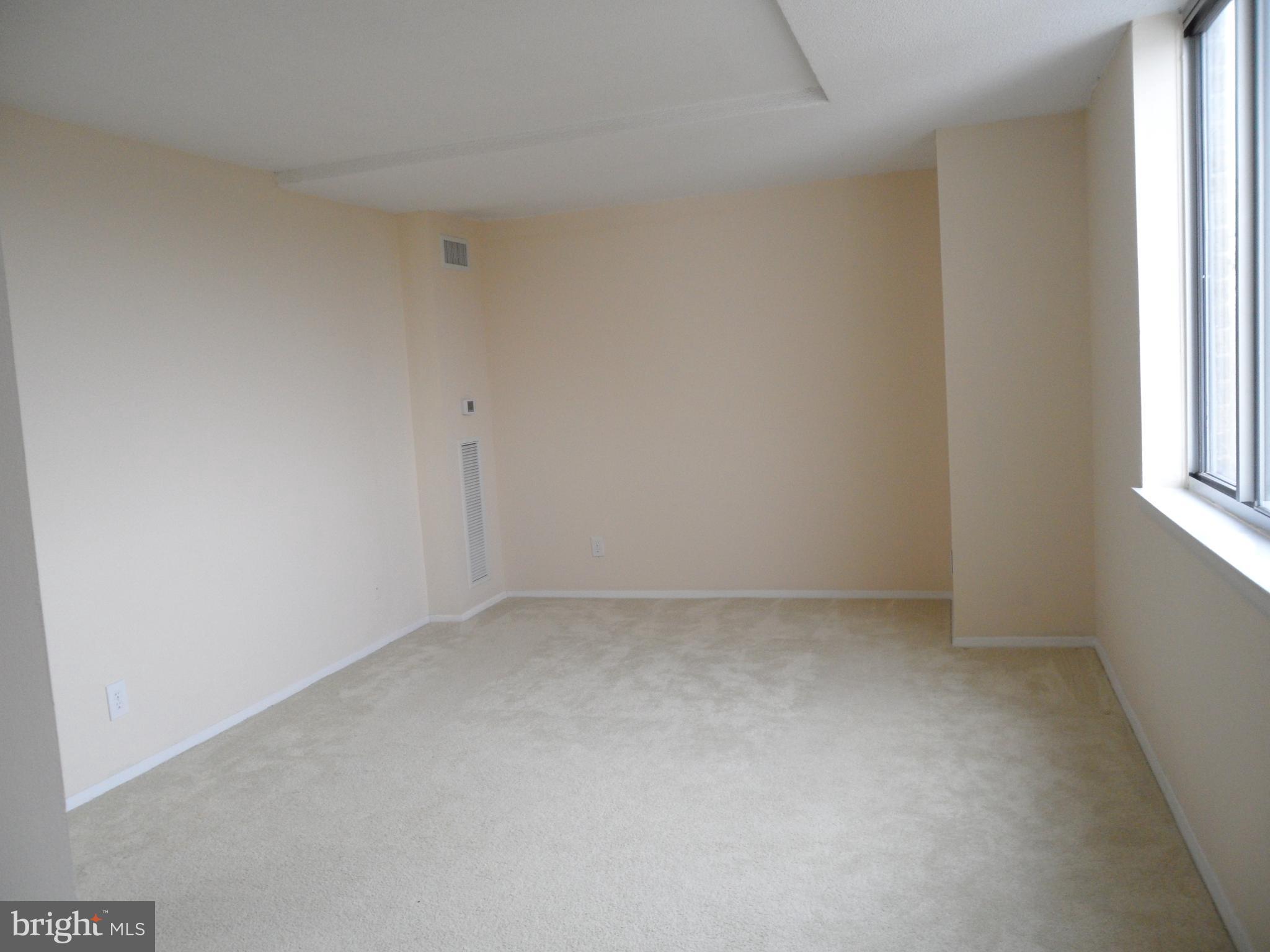 MARINA TOWERS - Residential Lease