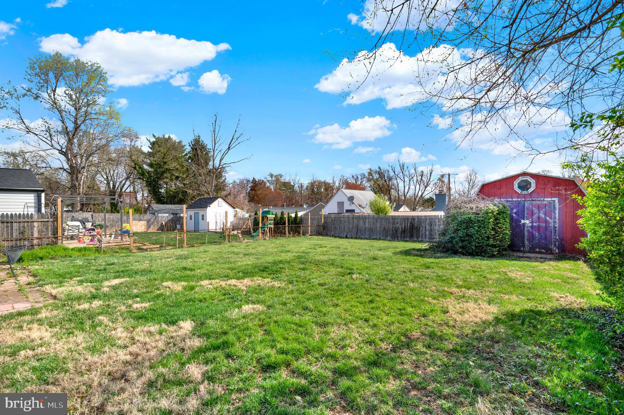 ROCKLAND - Residential