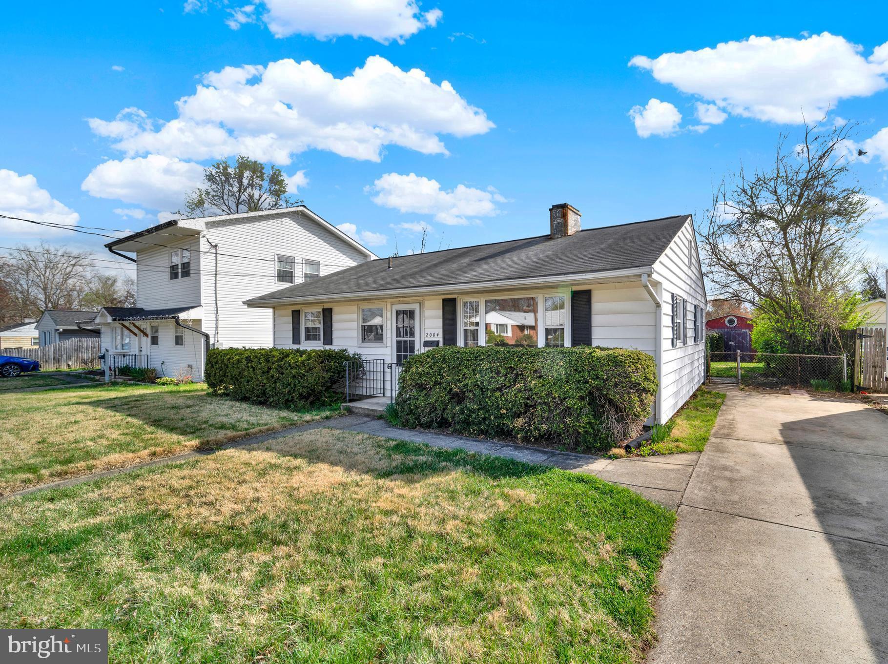 ROCKLAND - Residential