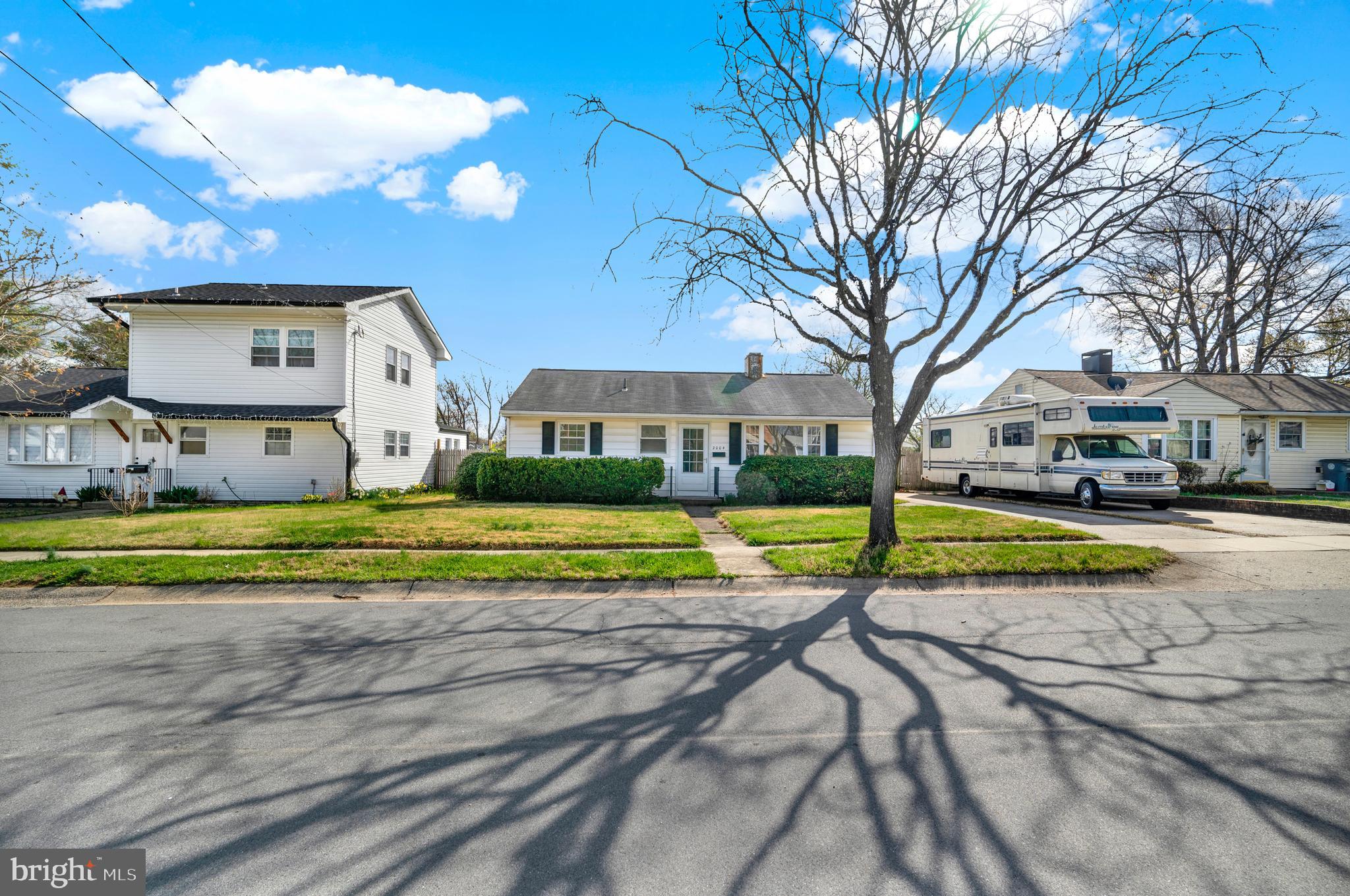 ROCKLAND - Residential