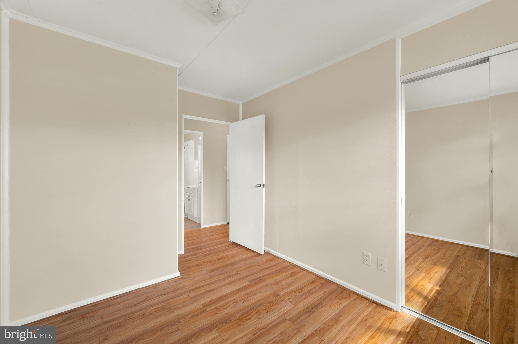 ROCKLAND - Residential