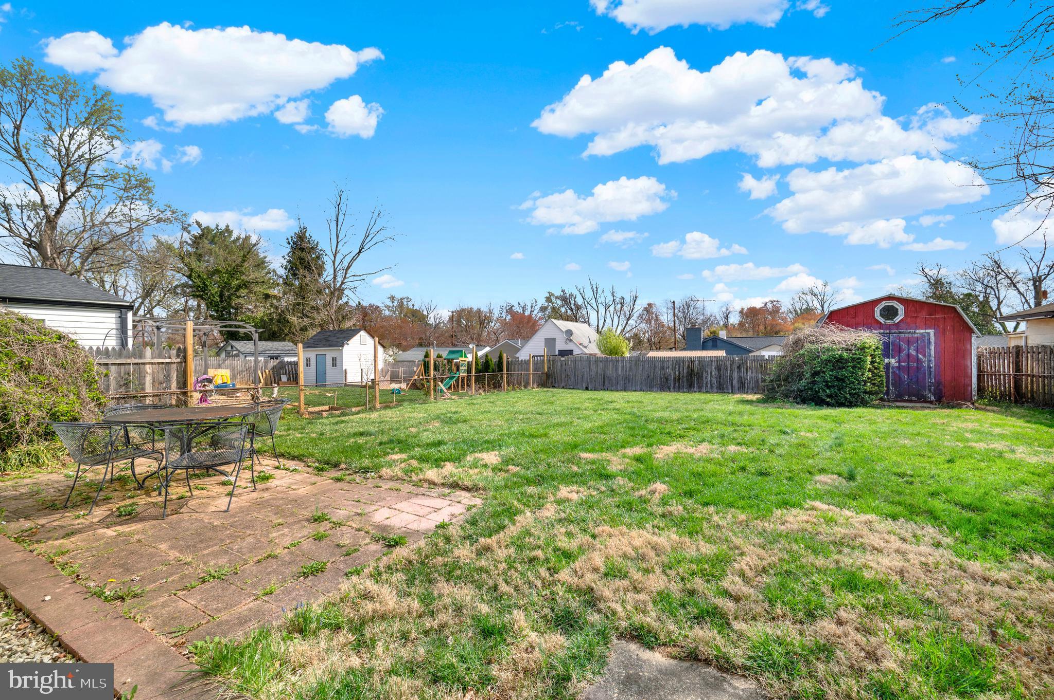 ROCKLAND - Residential