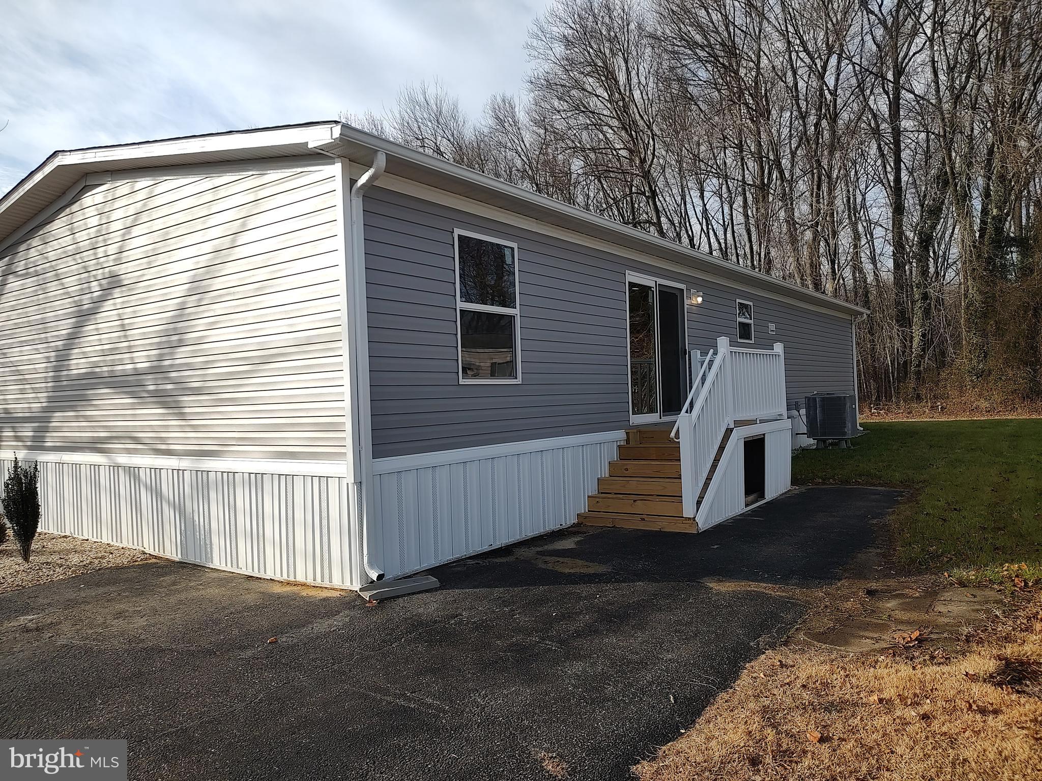 18 FRENCHMAN'S BRANCH DRIVE