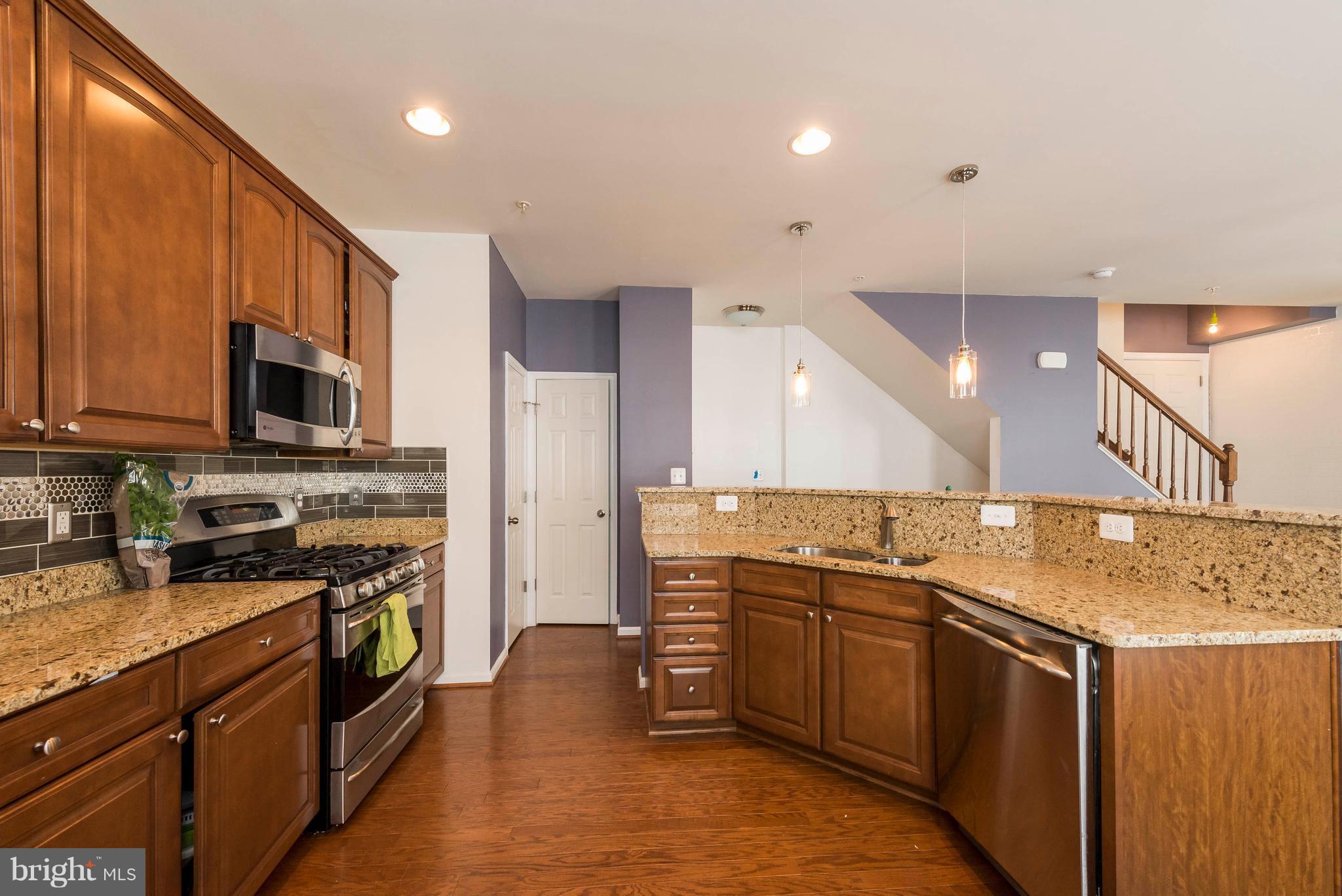 SUMMERWALK AT STONE RIDGE - Residential