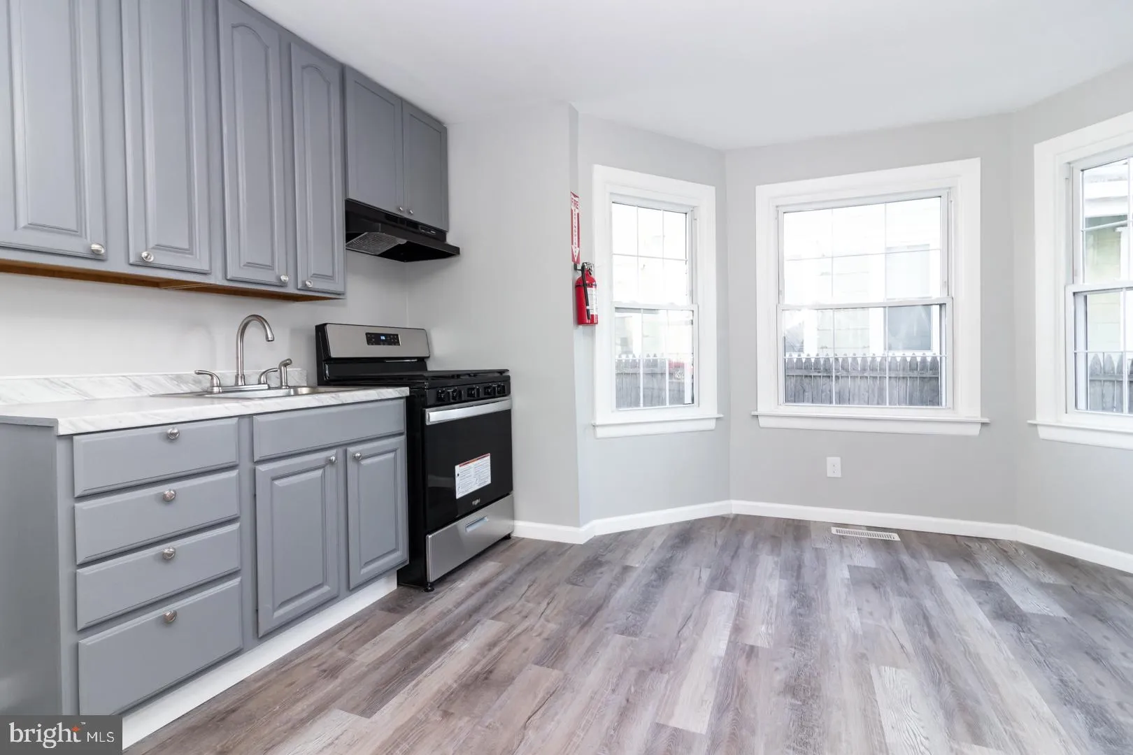 West Deptford, New Jersey 08086, United States, 3 Bedrooms Bedrooms, ,1 BathroomBathrooms,Residential,Pending,15667