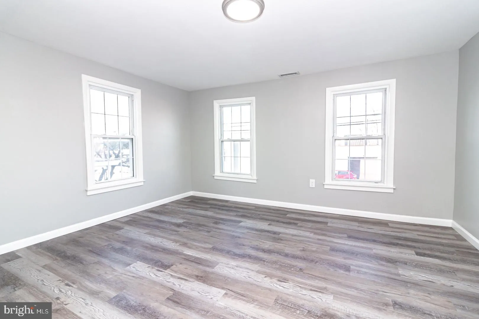 West Deptford, New Jersey 08086, United States, 3 Bedrooms Bedrooms, ,1 BathroomBathrooms,Residential,Pending,15667