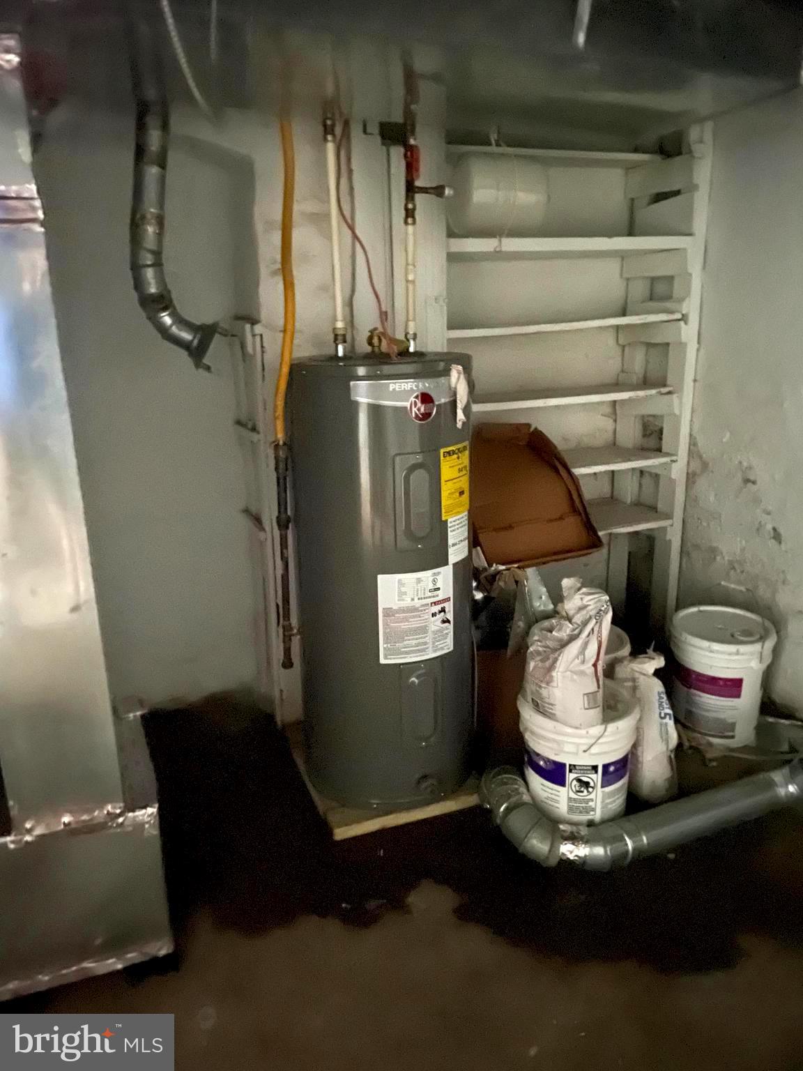 BROADWAY EAST - Residential