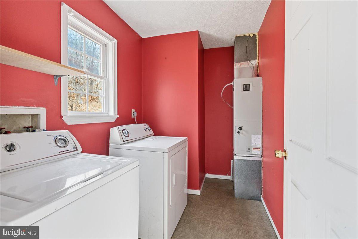 PAULS WOODS - Residential