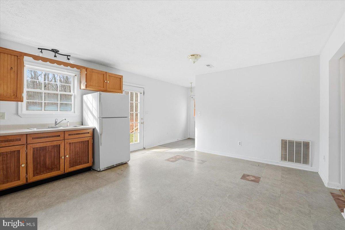 PAULS WOODS - Residential