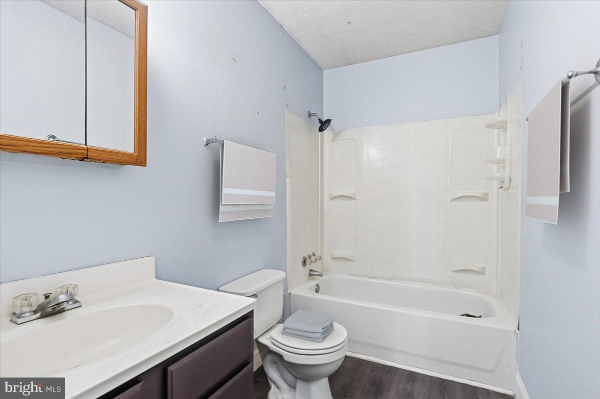 PAULS WOODS - Residential