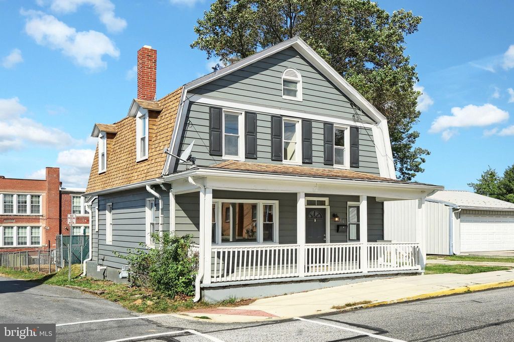 Photo of 64 S Pleasant Avenue, DALLASTOWN, PA 17313 (MLS # PAYK2091192)