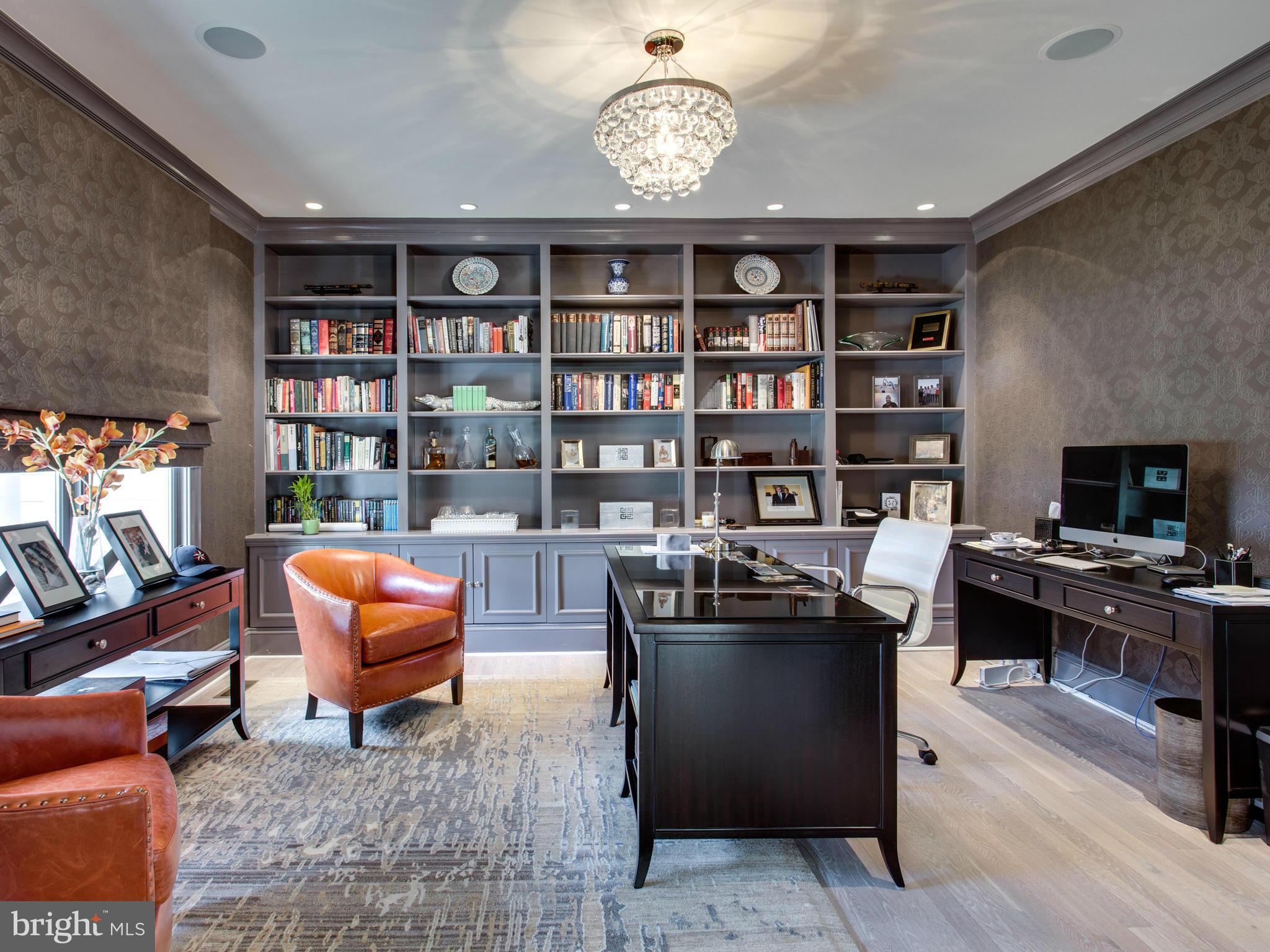 WINDY HILL - Residential