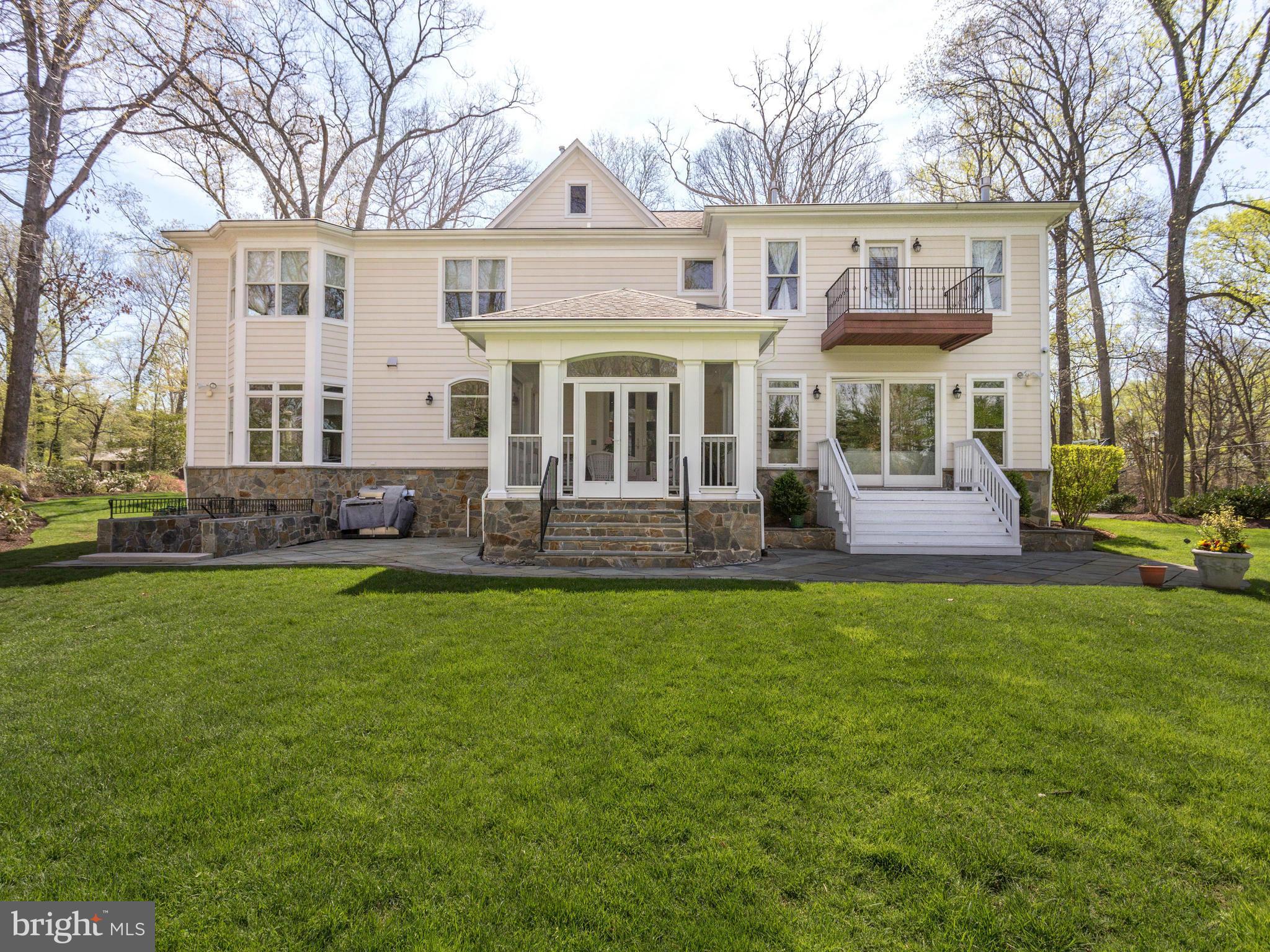 WINDY HILL - Residential