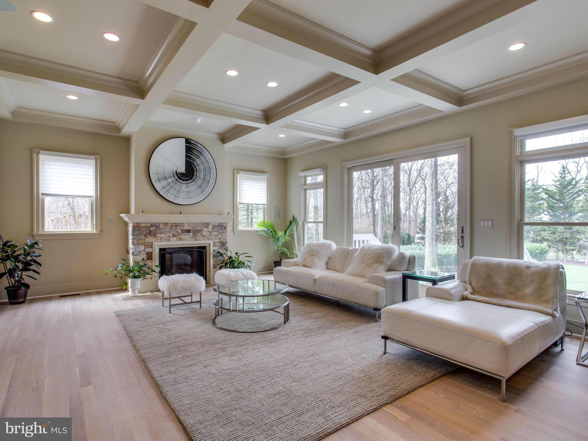 WINDY HILL - Residential