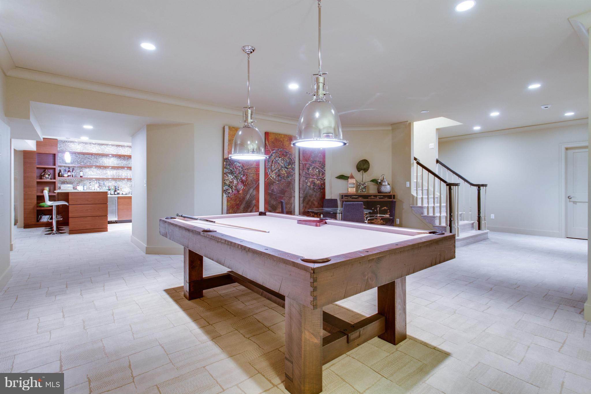 WINDY HILL - Residential