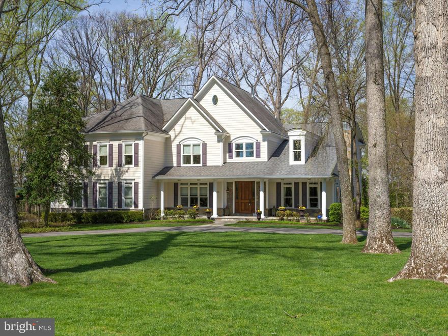 HUGE PRICE ADJUSTMENT! Luxuriously Appointed and refined with the finest of finishes at every turn. Flooded with natural light and sited on over an acre within one of McLean's most convenient and most coveted neighborhoods Featuring over 7500sq ft of custom crown moldings, flooring, built-ins, high end chef's kitchen & designer crystalline lighting throughout the home.