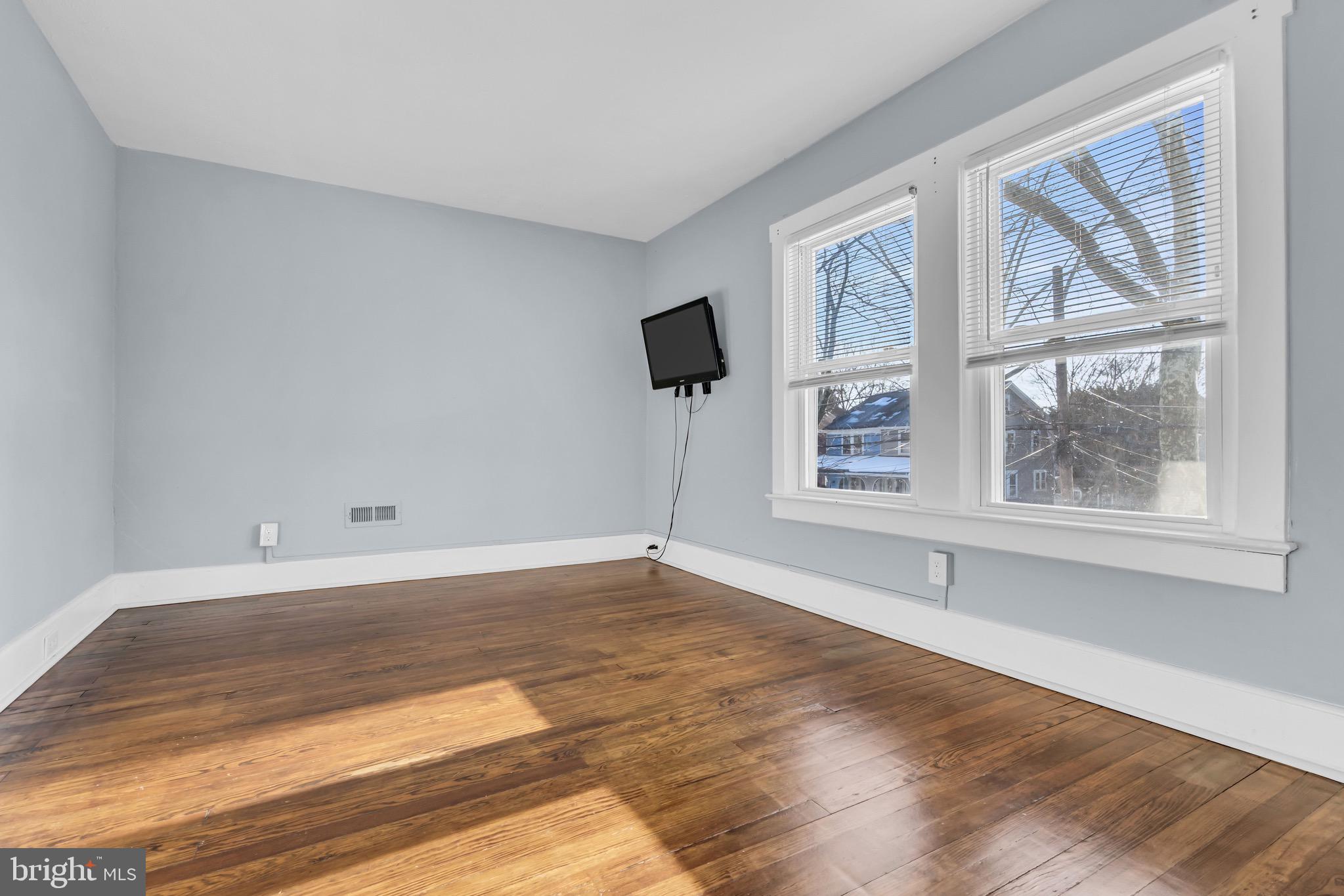 CAPITOL VIEW - Residential