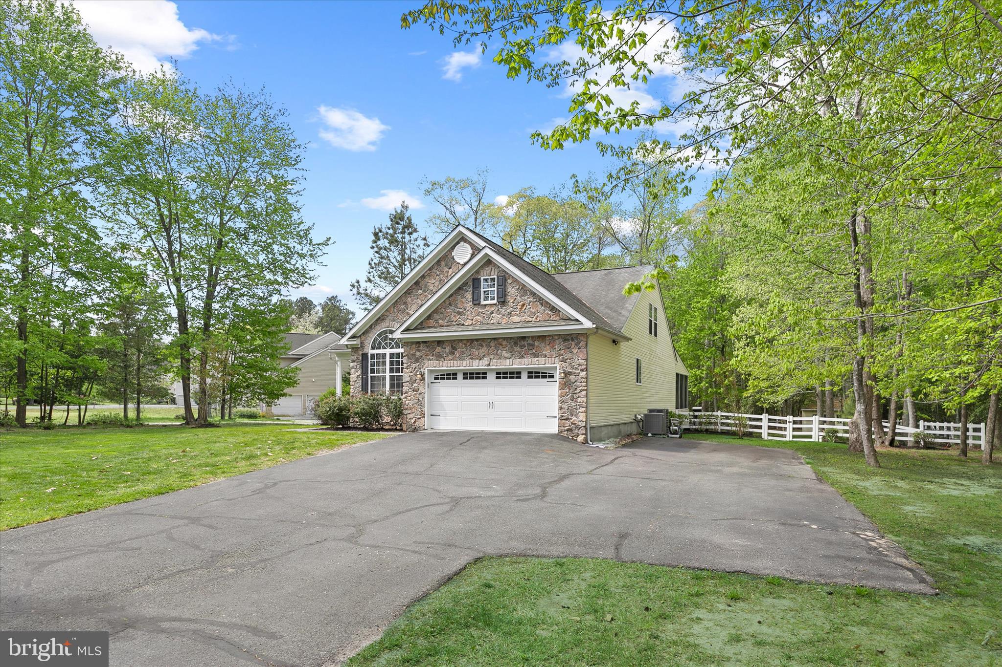 33727 BAY RIDGE LANE