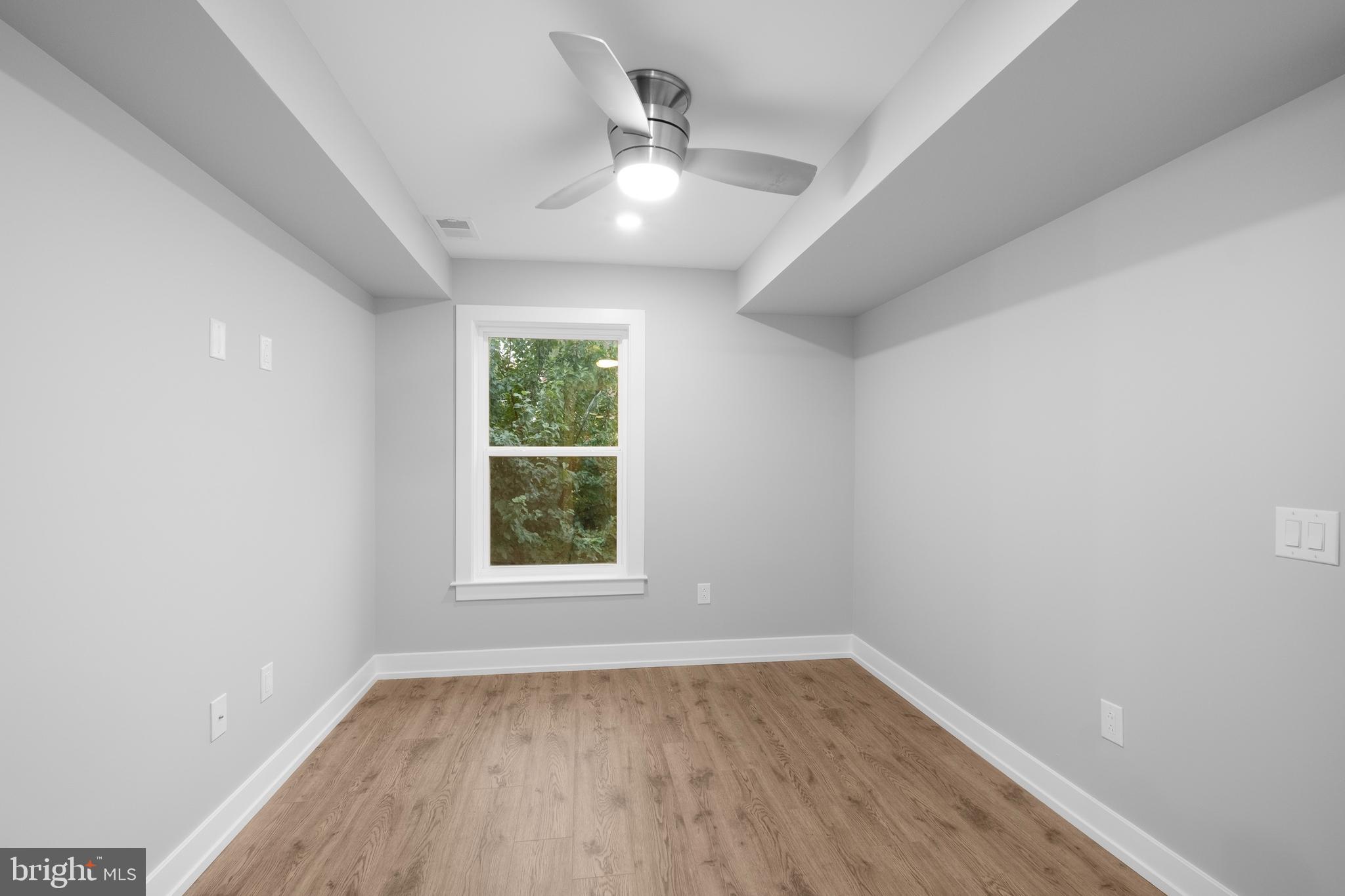 WEST KENSINGTON - Residential