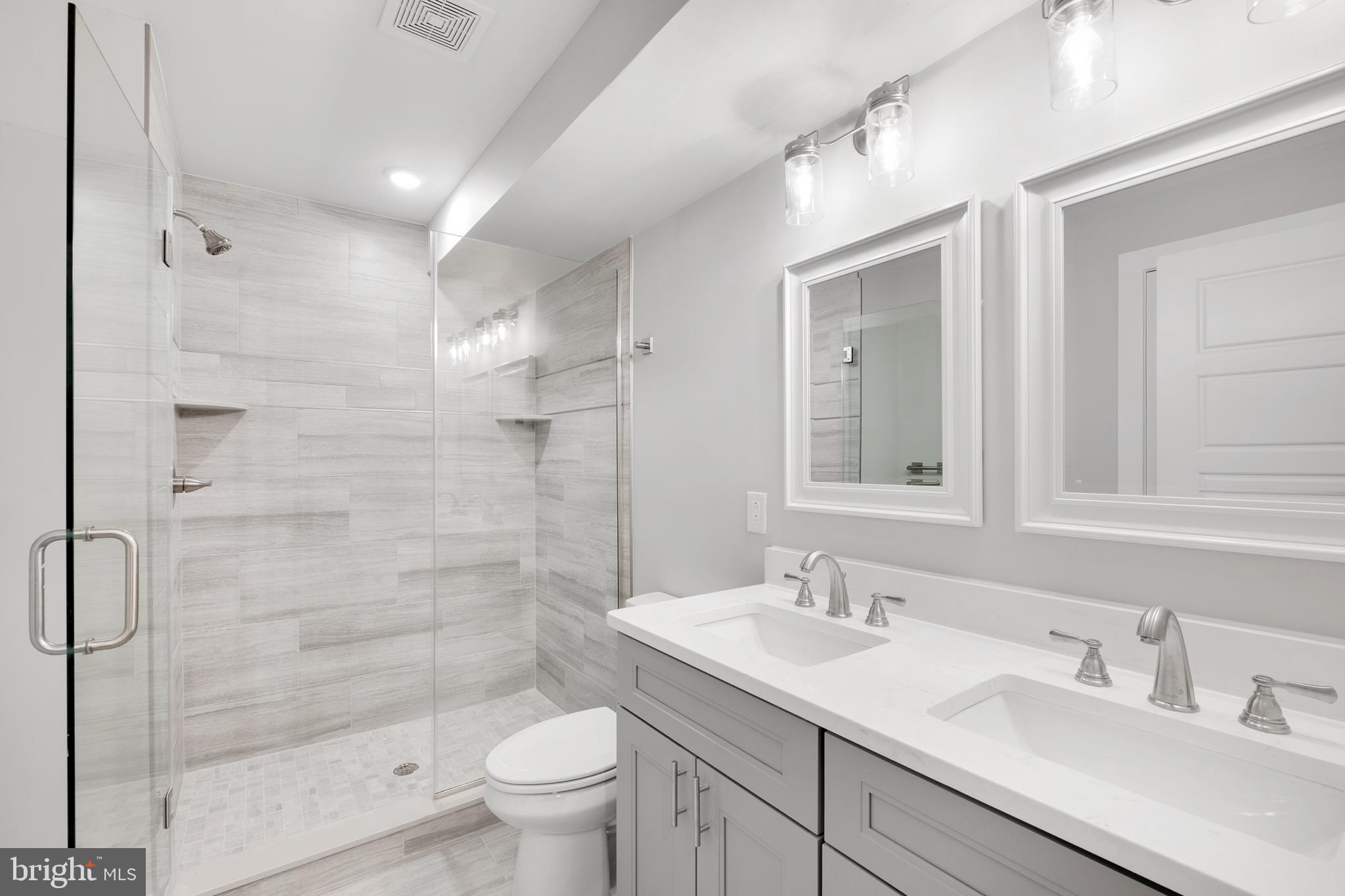 WEST KENSINGTON - Residential