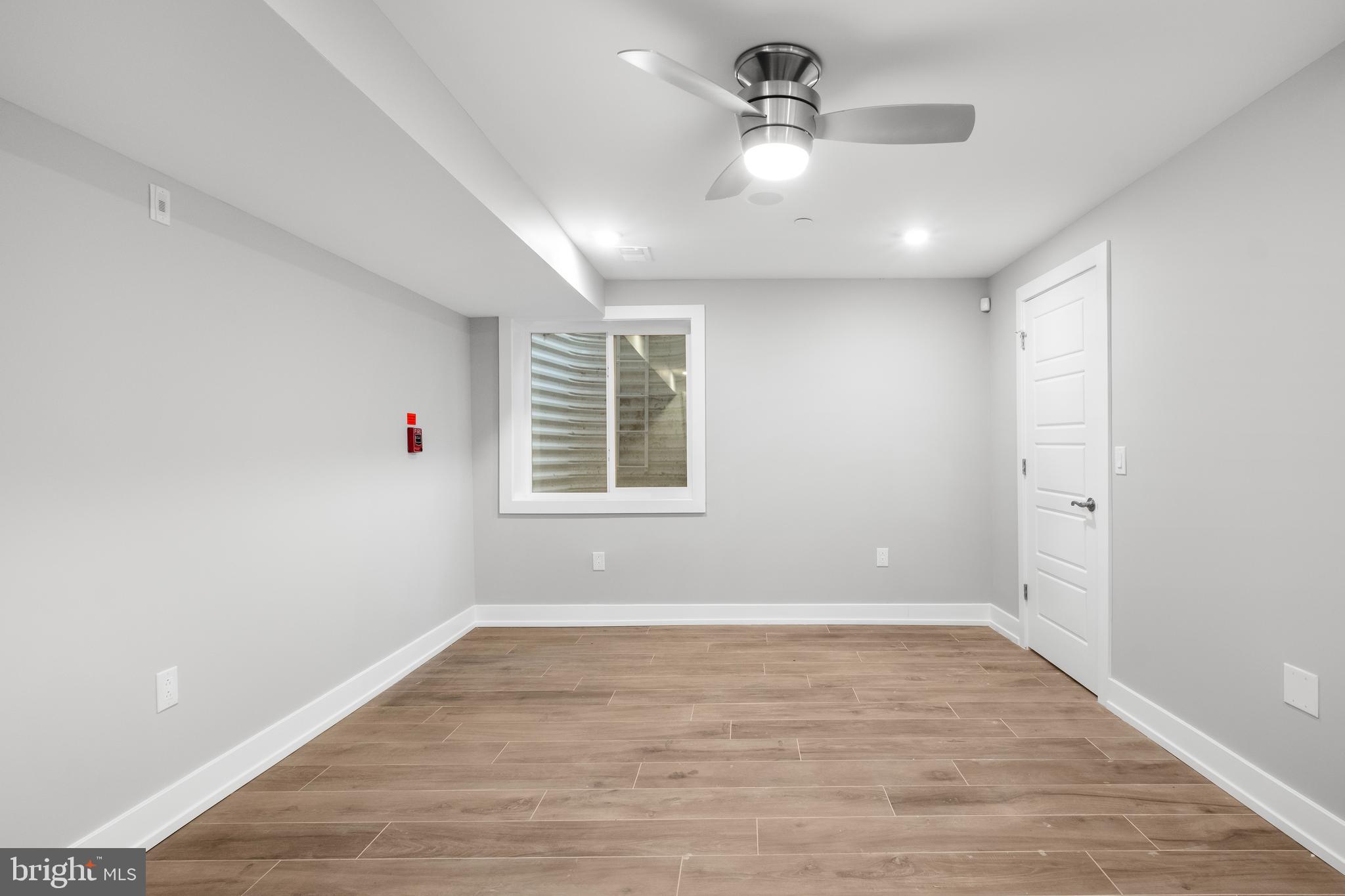 WEST KENSINGTON - Residential
