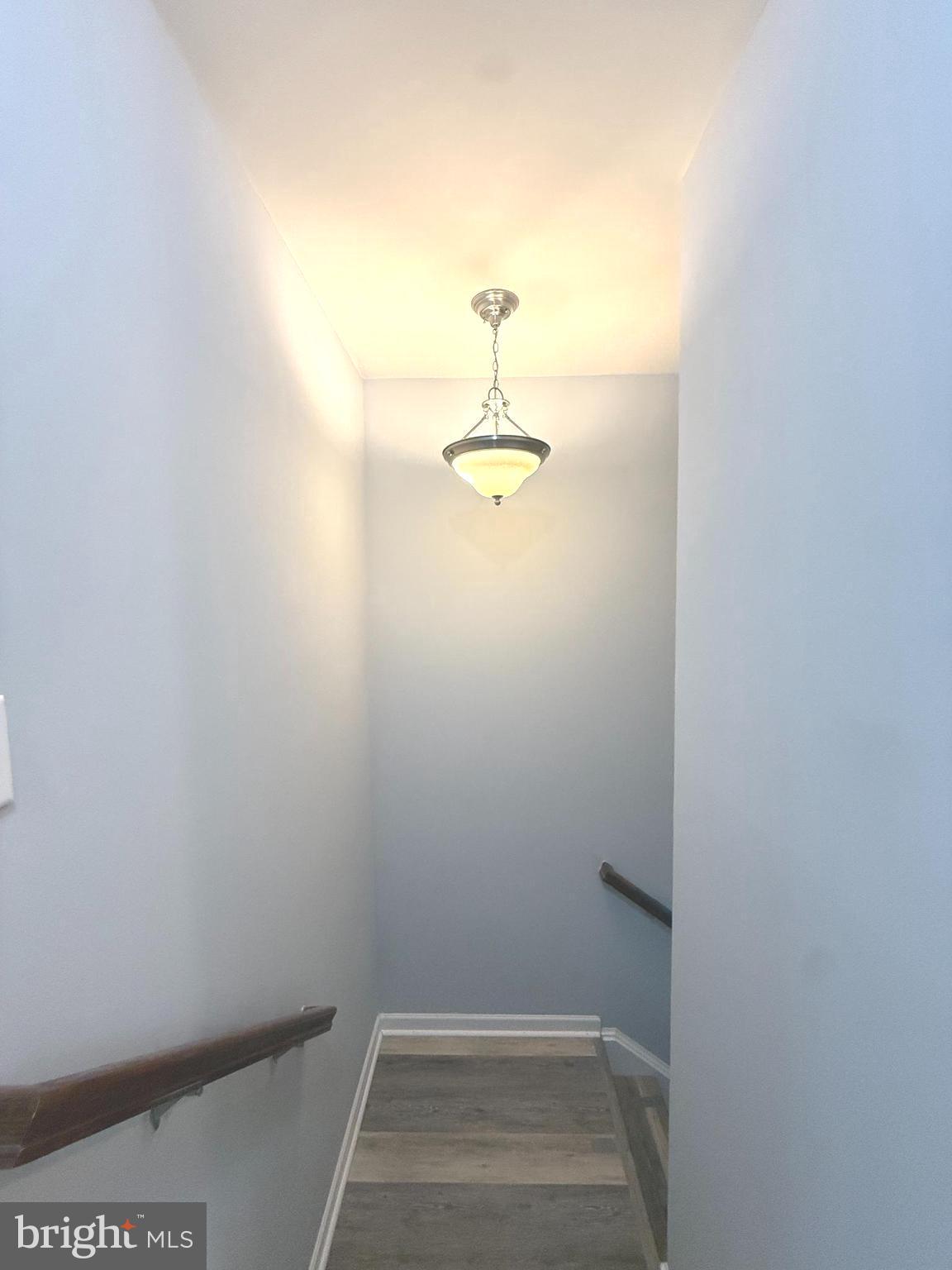 RIVERSIDE VILLAGES - Residential Lease