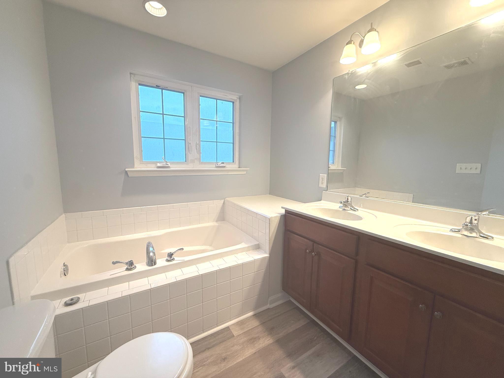 RIVERSIDE VILLAGES - Residential Lease