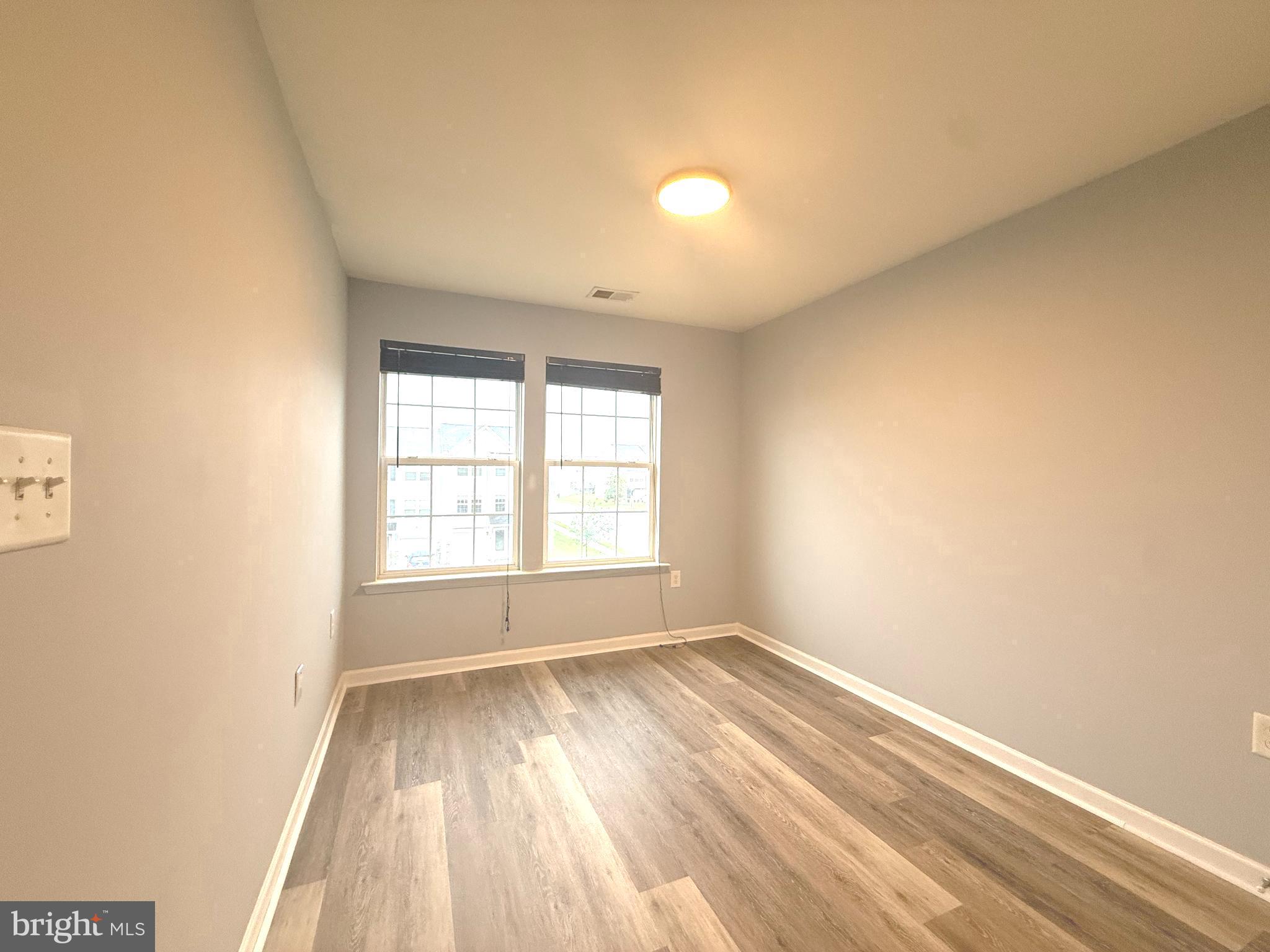 RIVERSIDE VILLAGES - Residential Lease