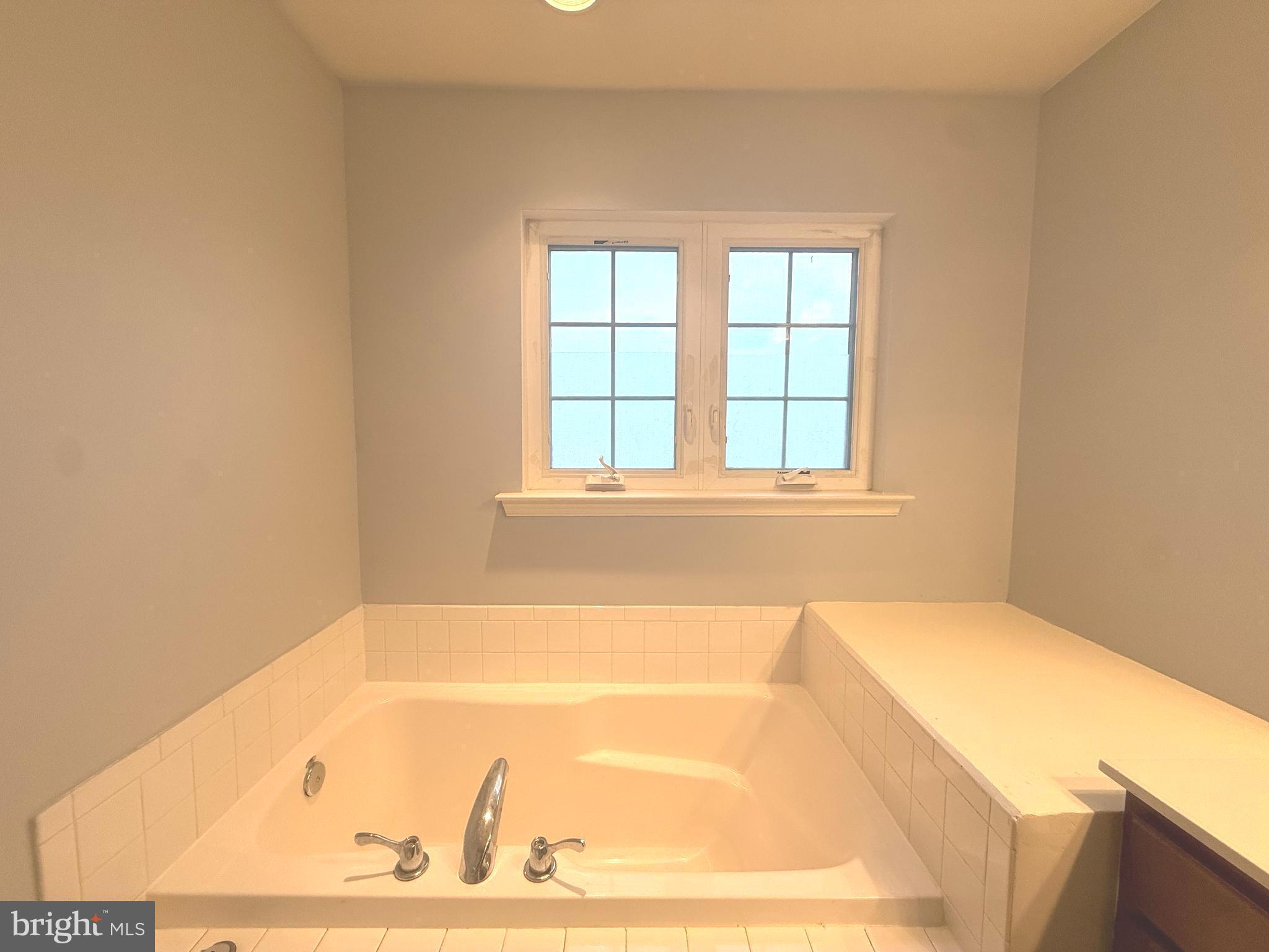 RIVERSIDE VILLAGES - Residential Lease