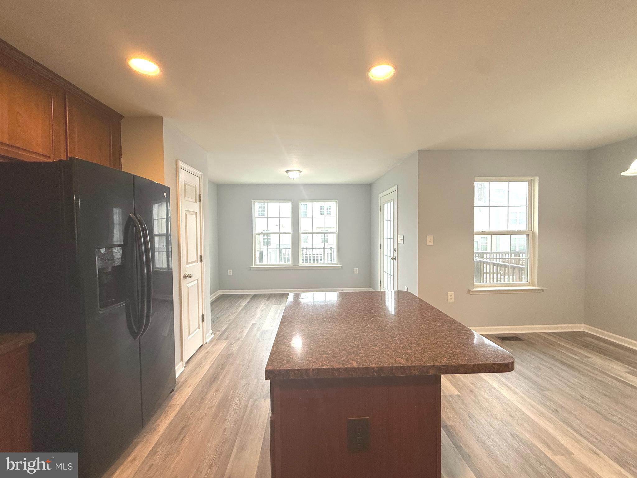 RIVERSIDE VILLAGES - Residential Lease