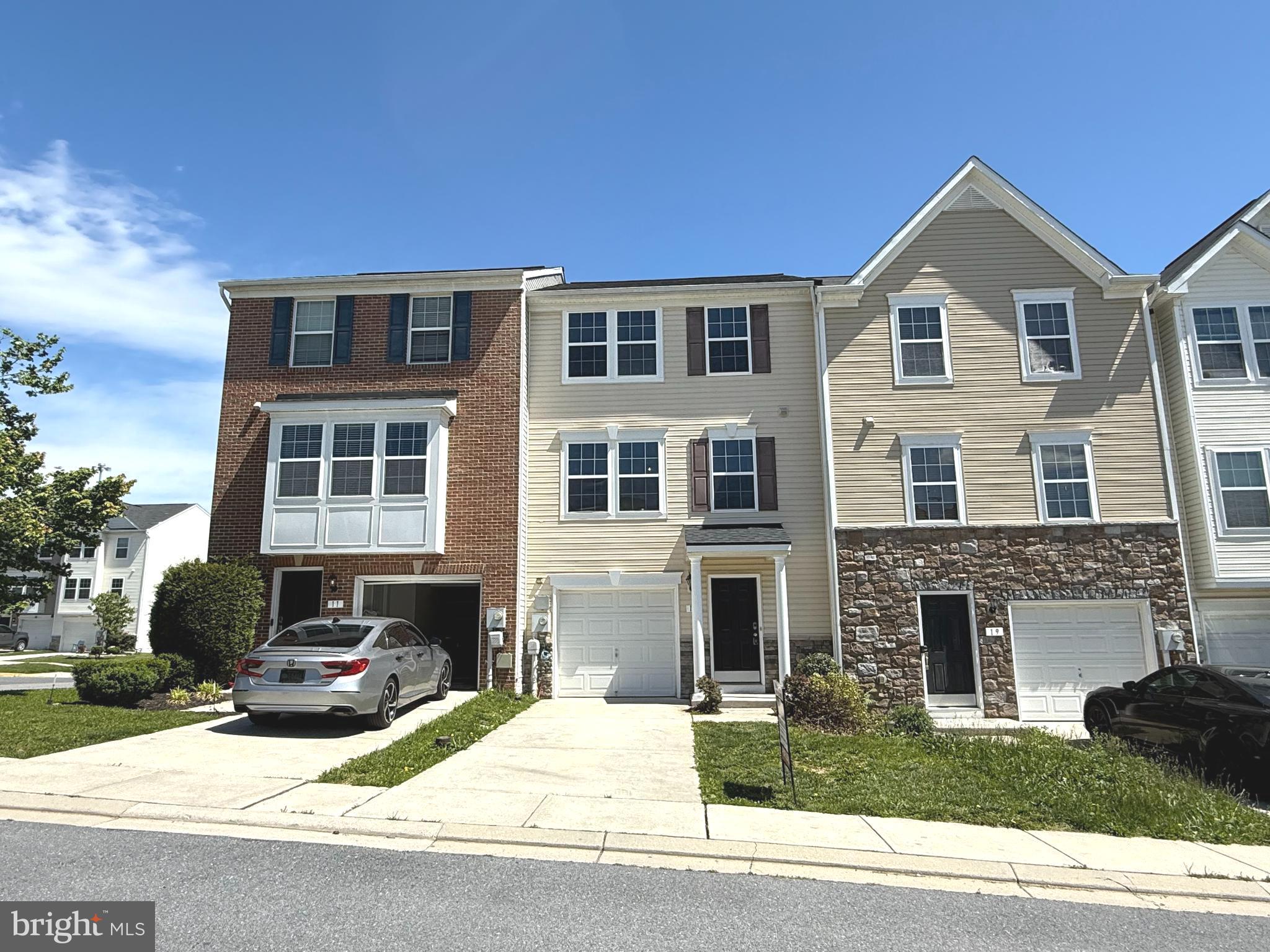 RIVERSIDE VILLAGES - Residential Lease