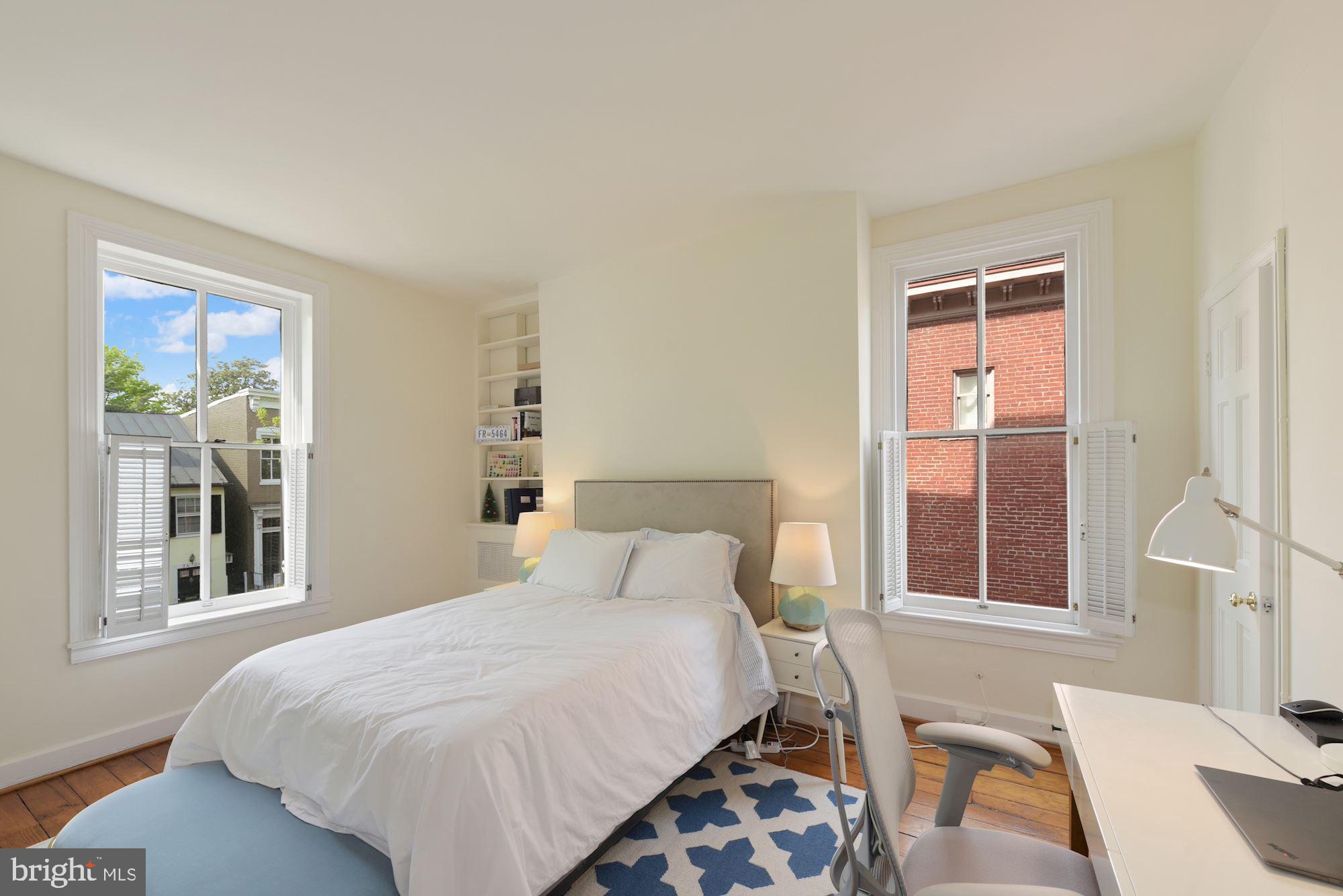 GEORGETOWN - Residential