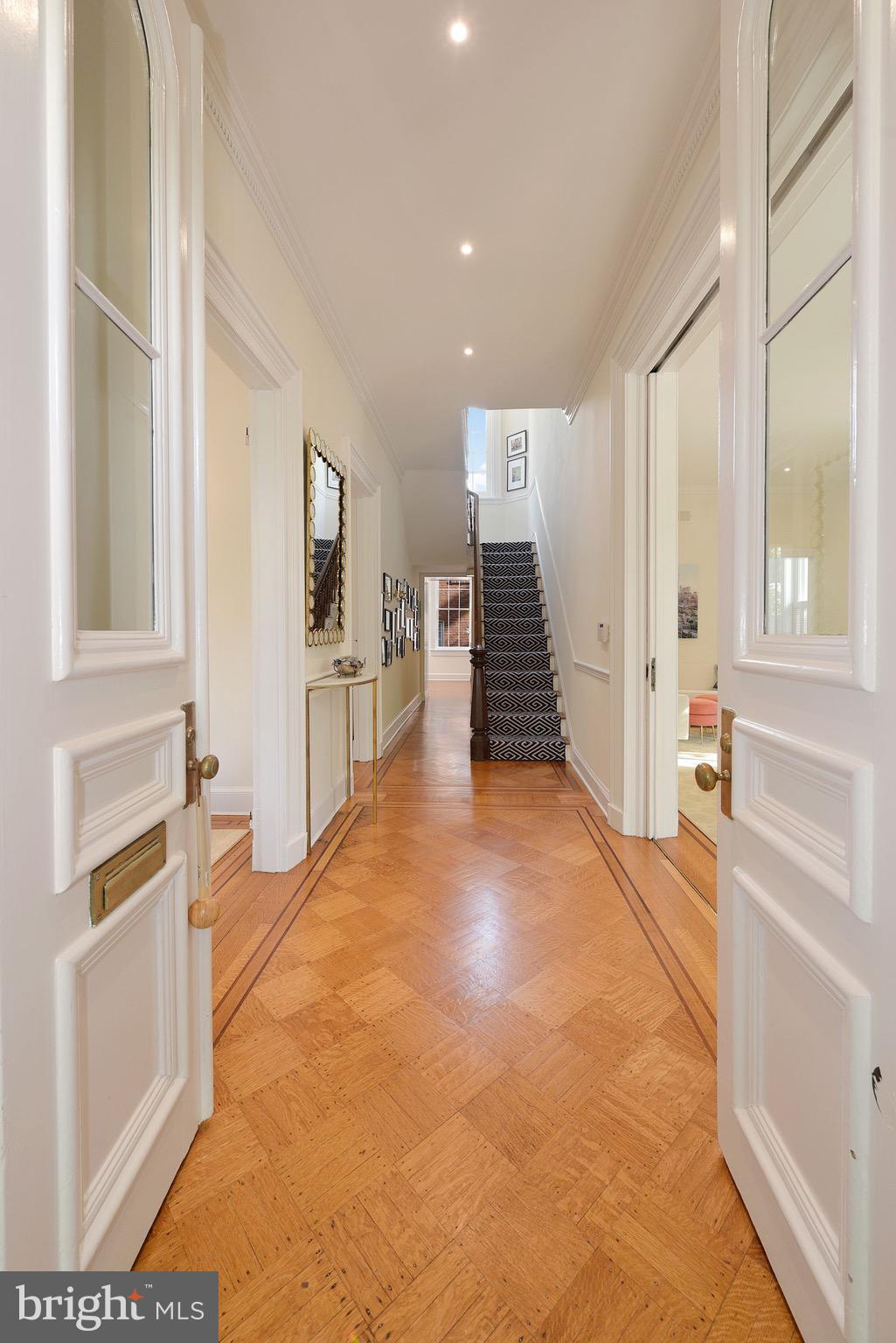 GEORGETOWN - Residential
