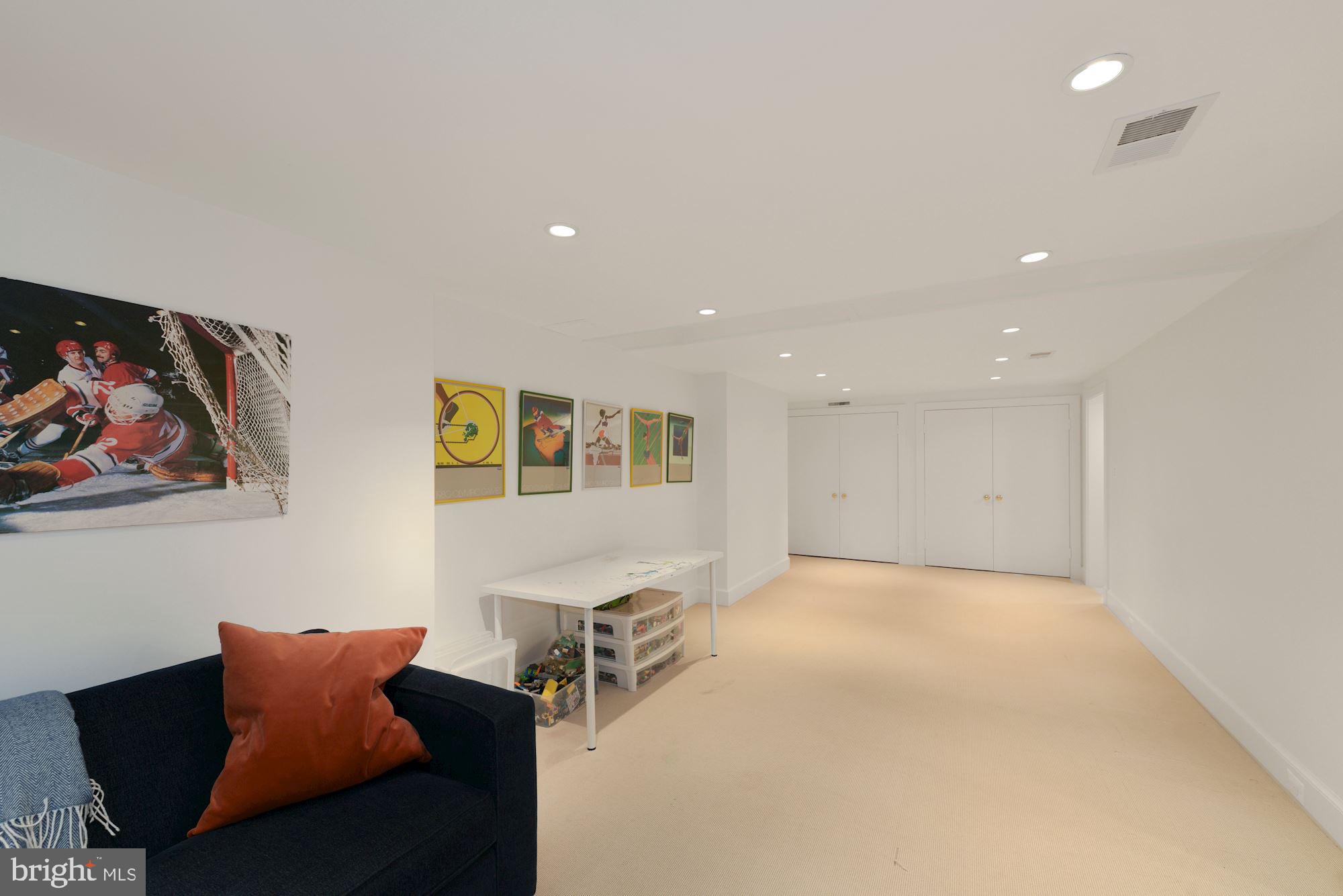 GEORGETOWN - Residential