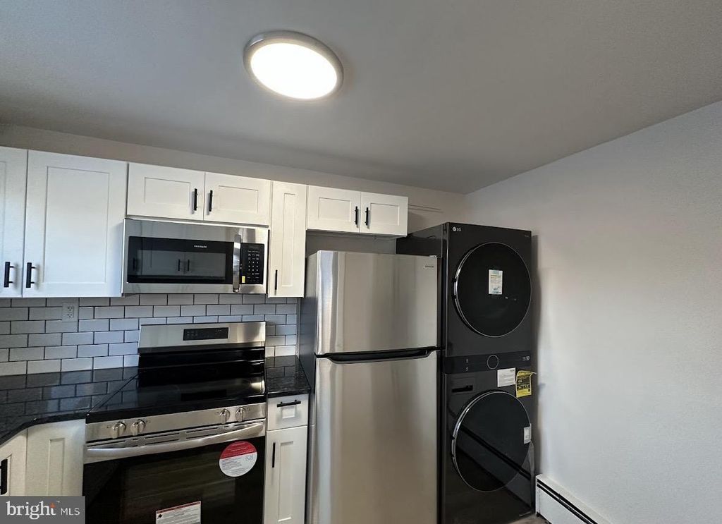 Photo of 2259 Hamilton Avenue, WILLOW GROVE, PA 19090 (MLS # PAMC2170290)