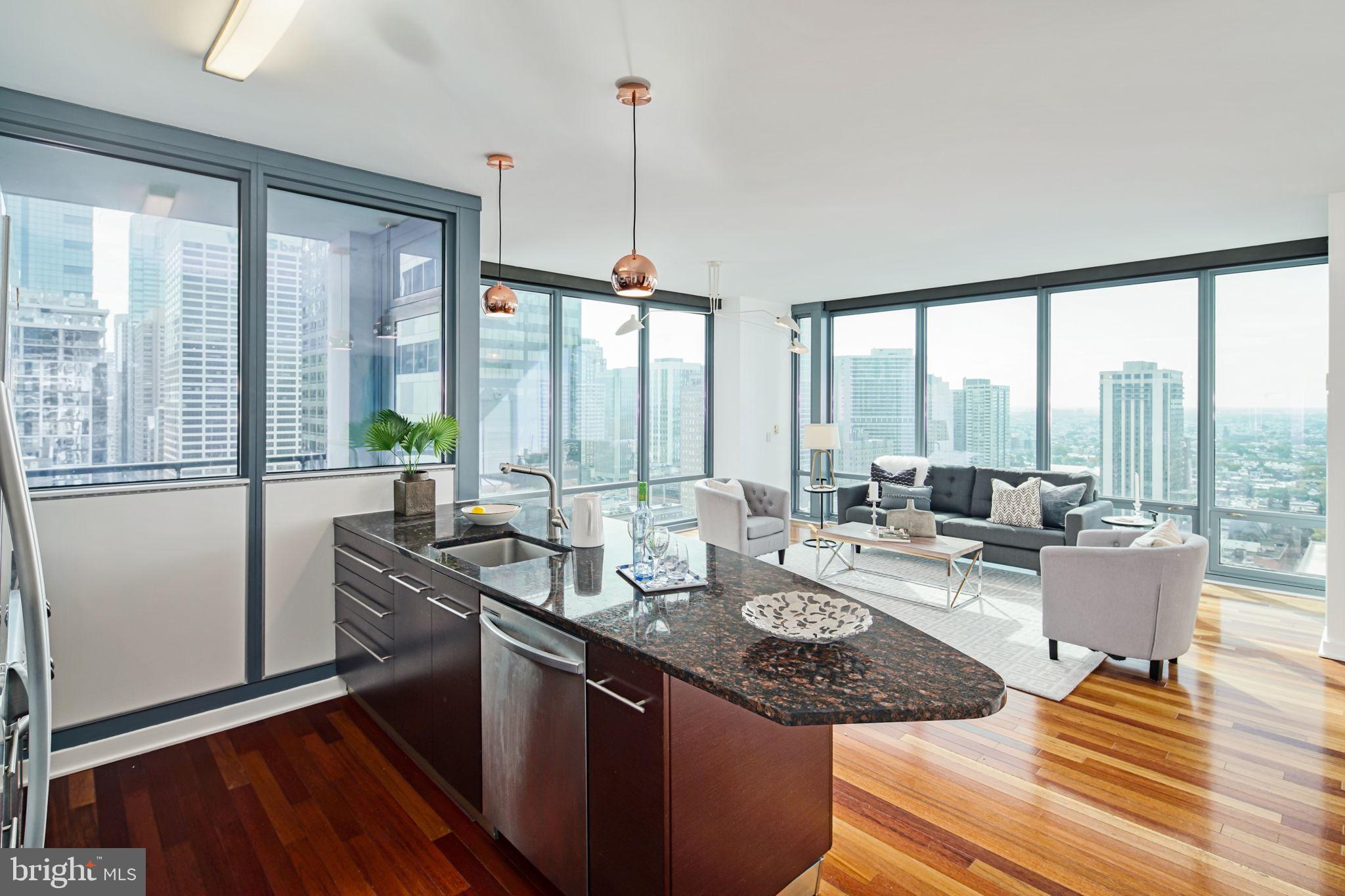 RITTENHOUSE SQUARE - Residential