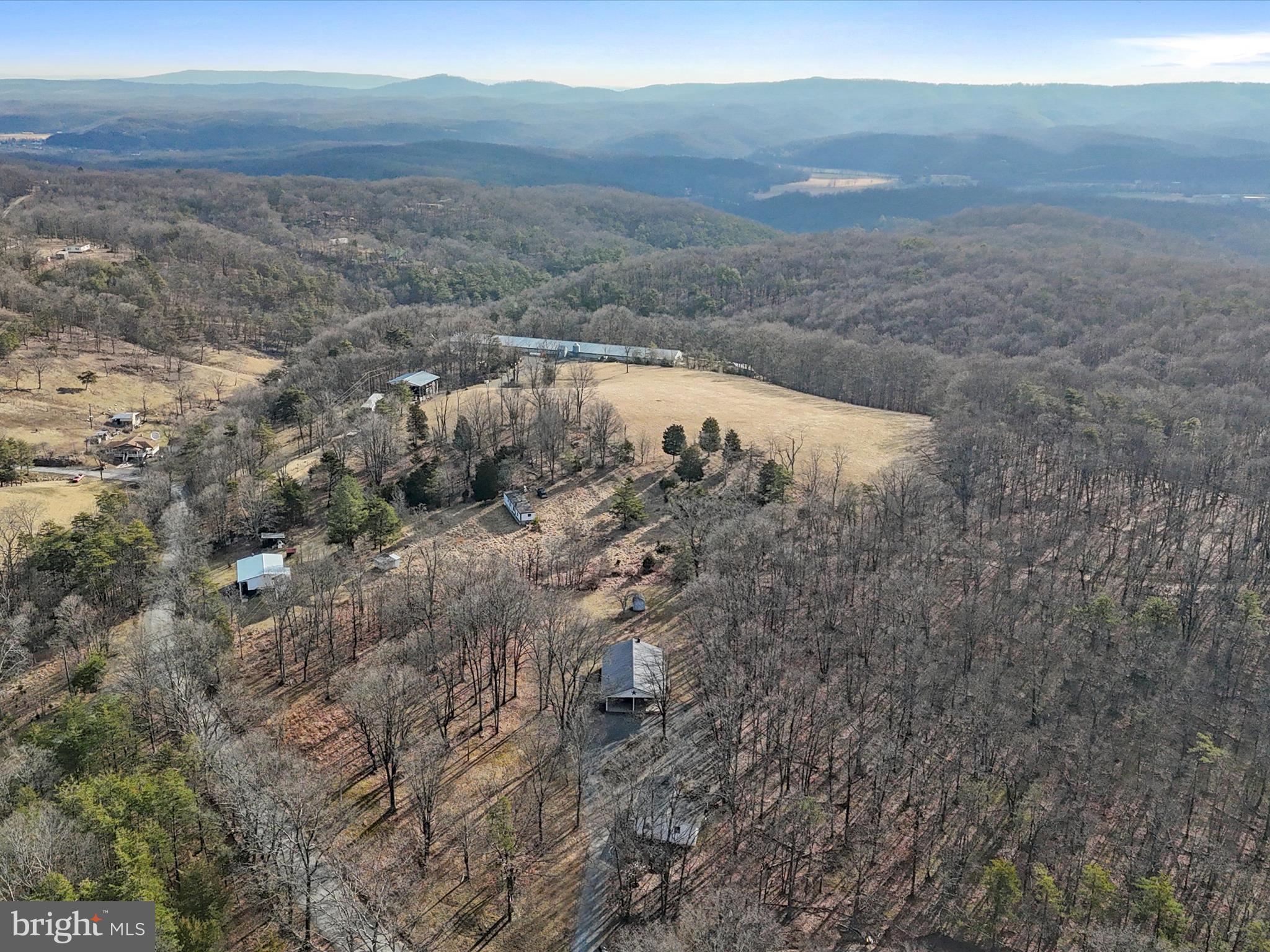 HORSESHOE RUN ROAD - Residential