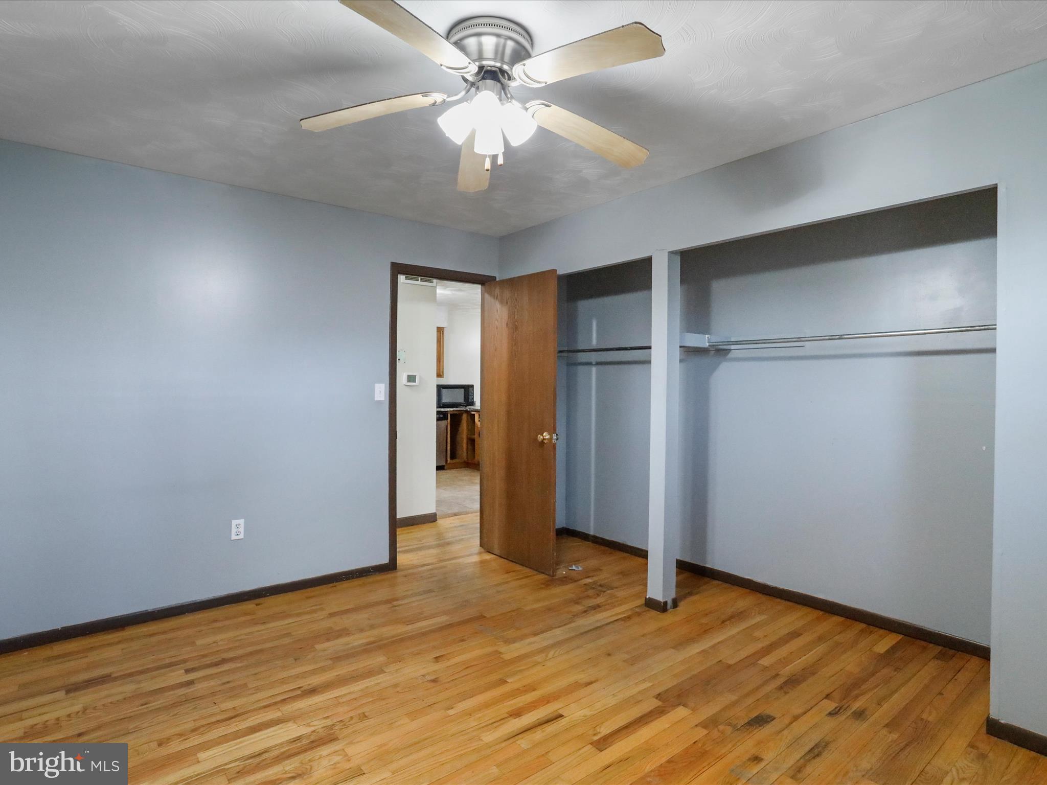 HORSESHOE RUN ROAD - Residential