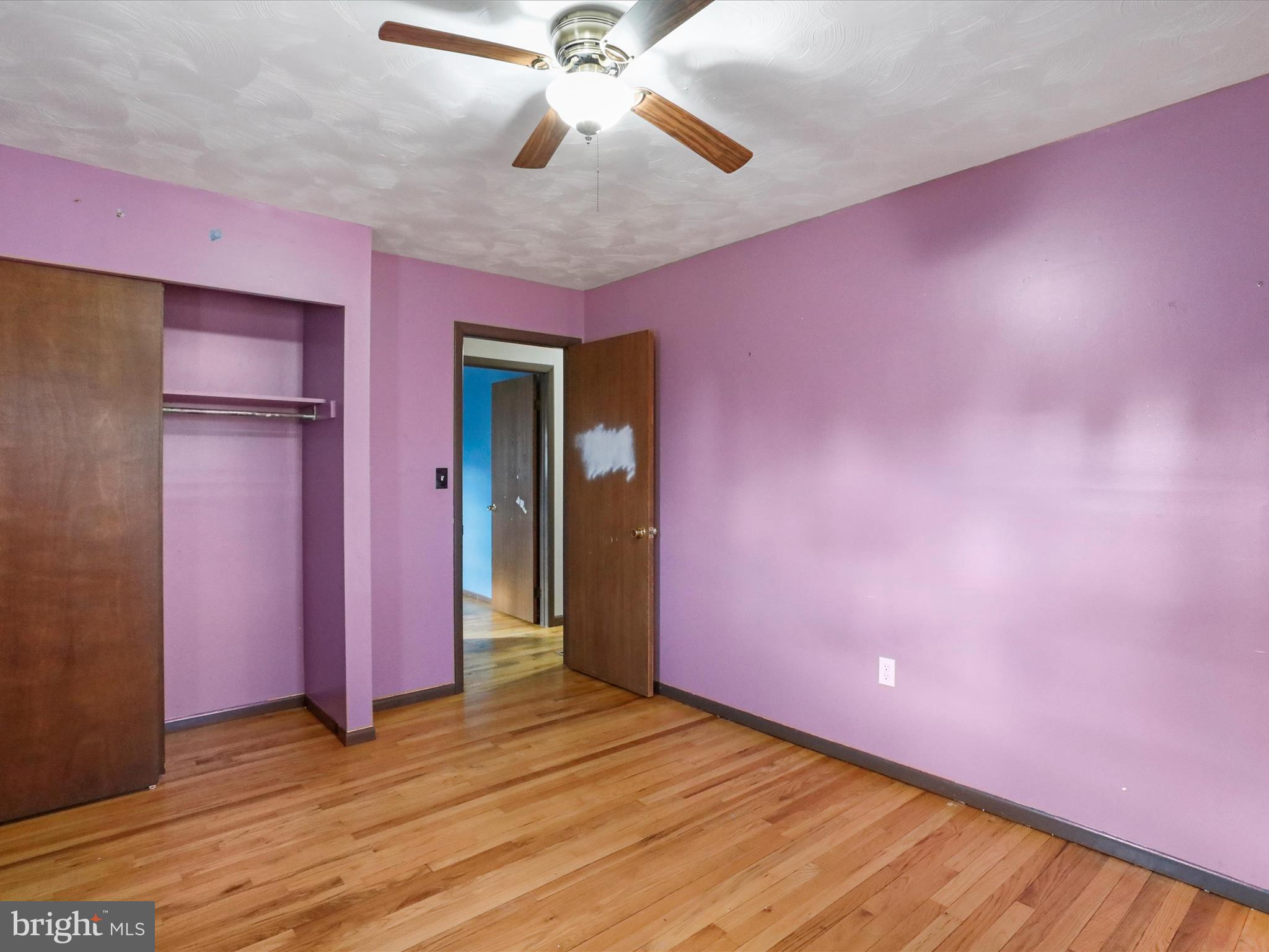 HORSESHOE RUN ROAD - Residential