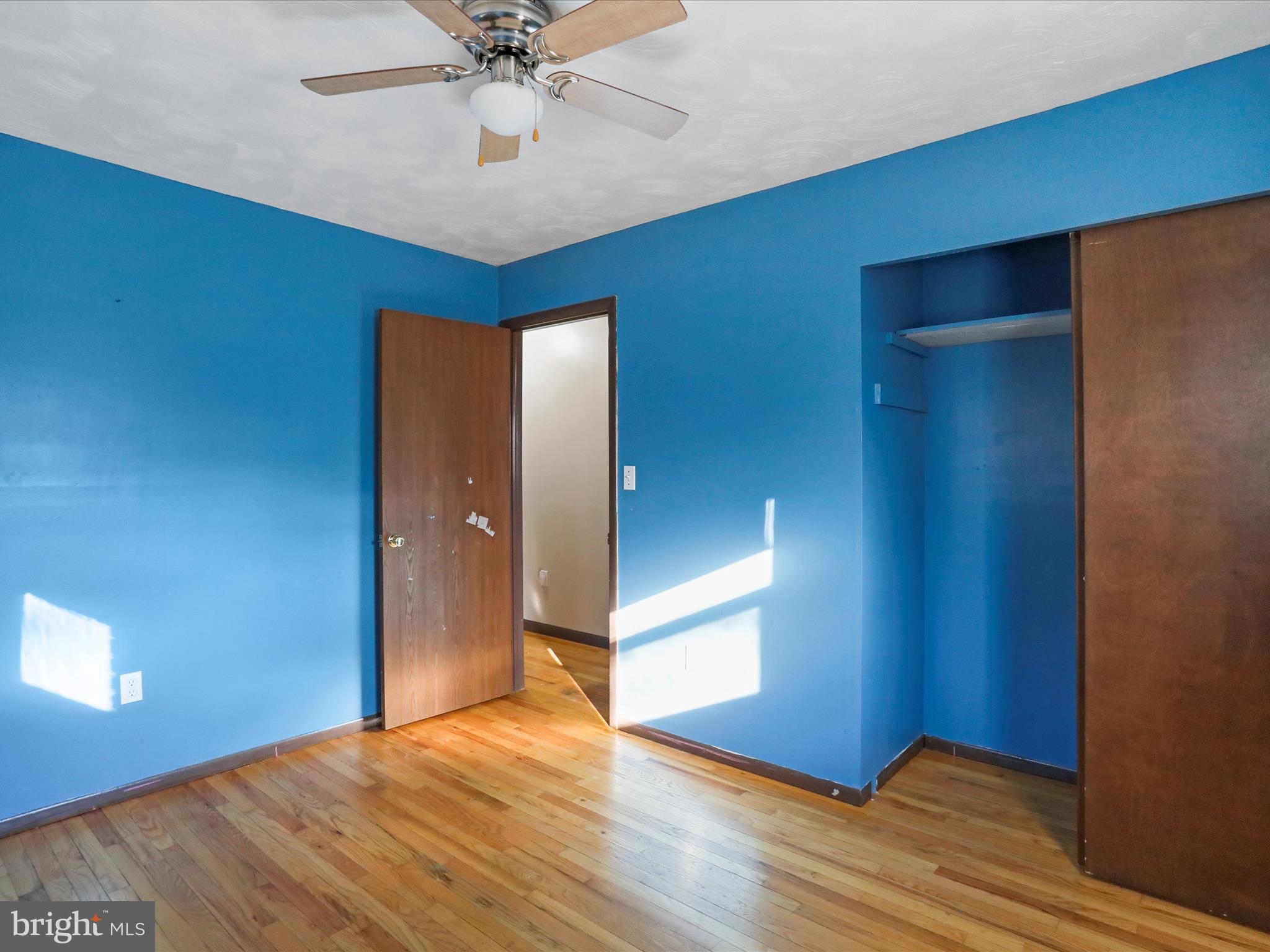 HORSESHOE RUN ROAD - Residential