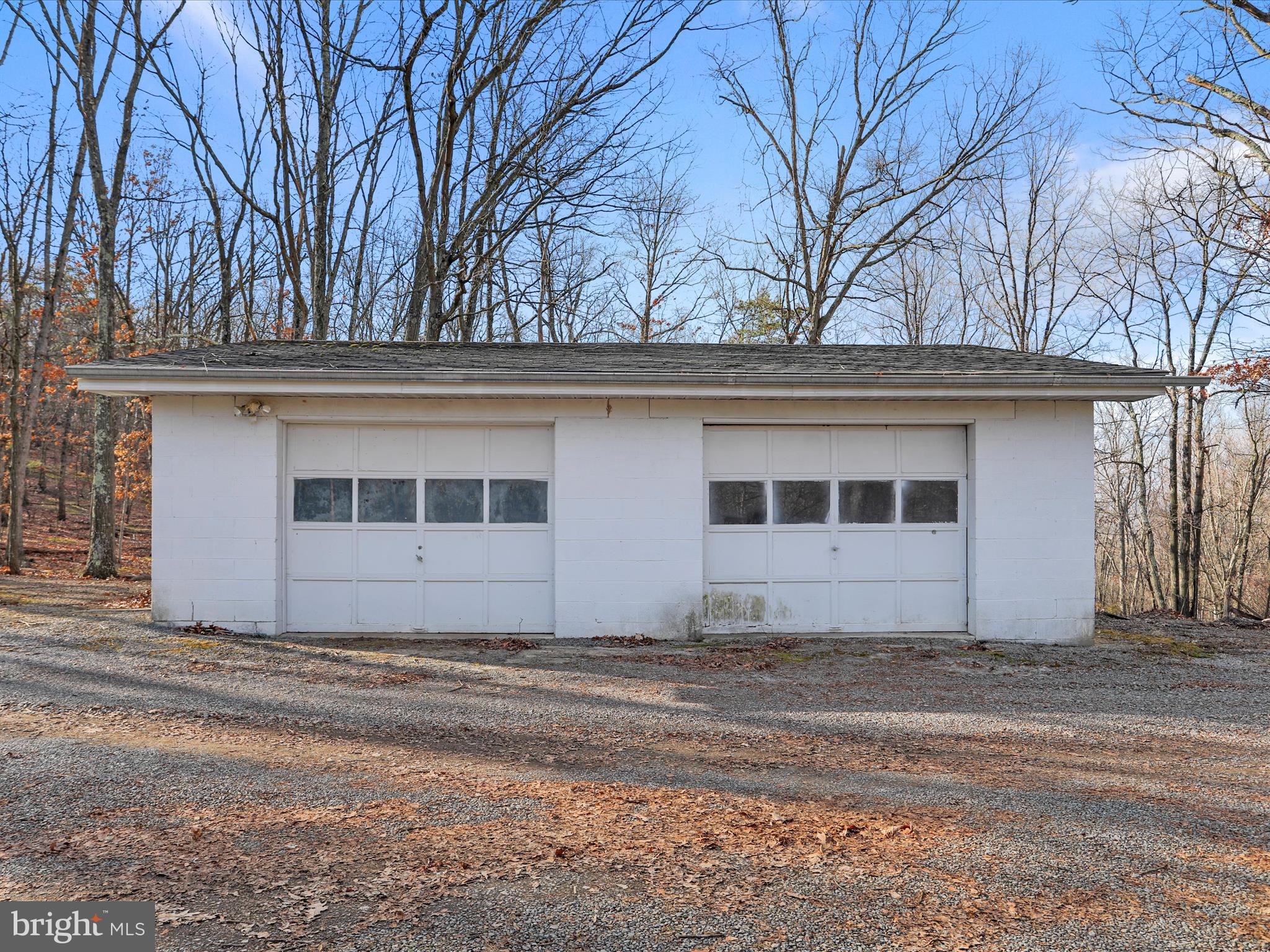 HORSESHOE RUN ROAD - Residential