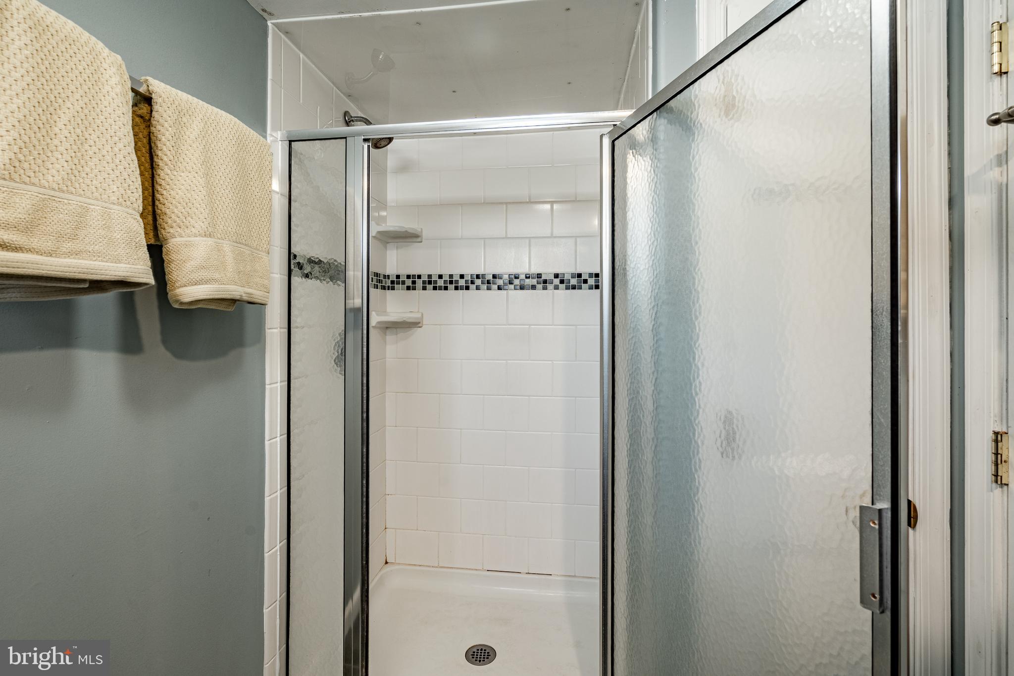 GLENMOORE WOODS - Residential