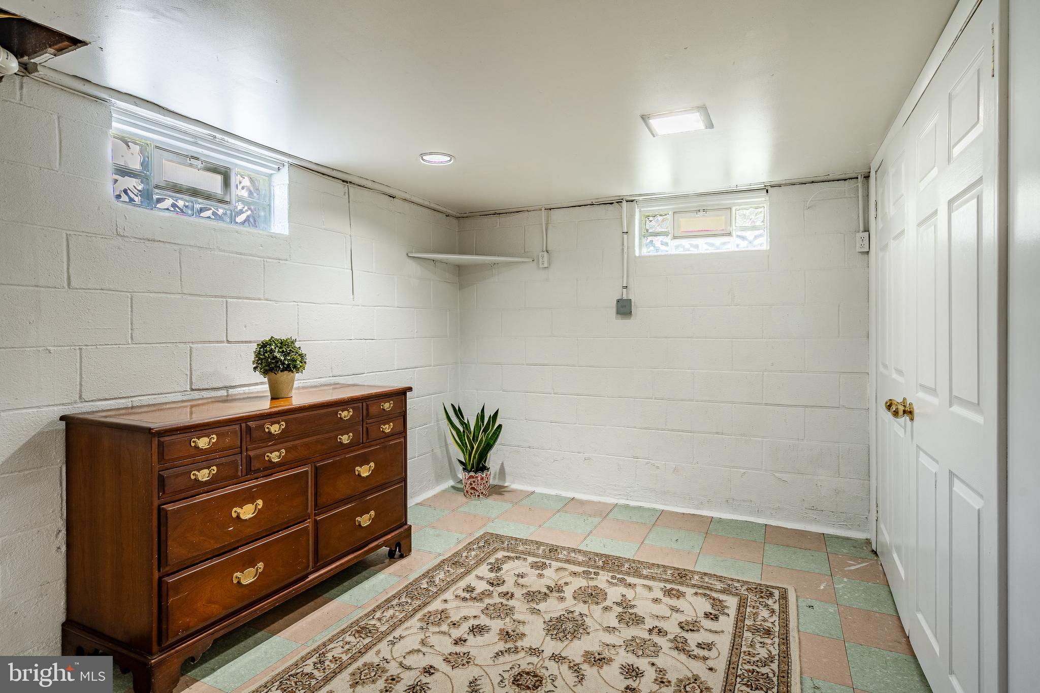 GLENMOORE WOODS - Residential