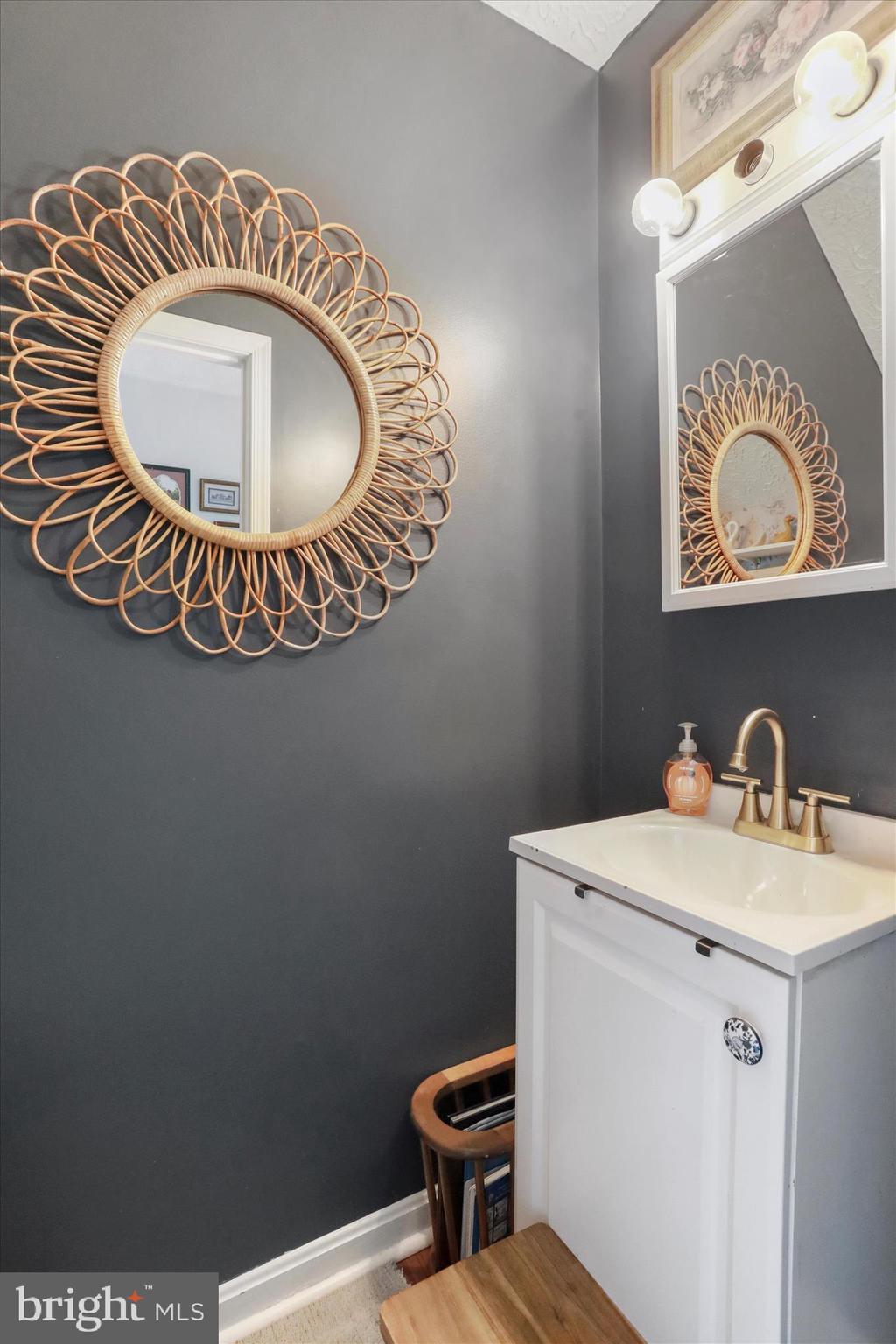 FREDERICKTOWNE TOWNHOUSE - Residential