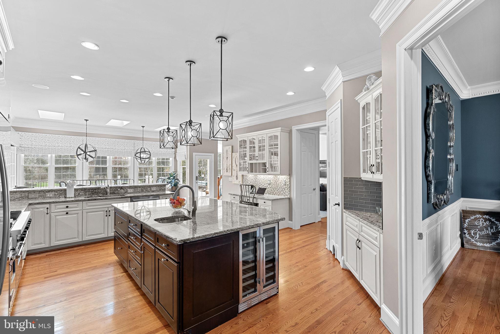 VILLAGE OF WAXPOOL - Residential