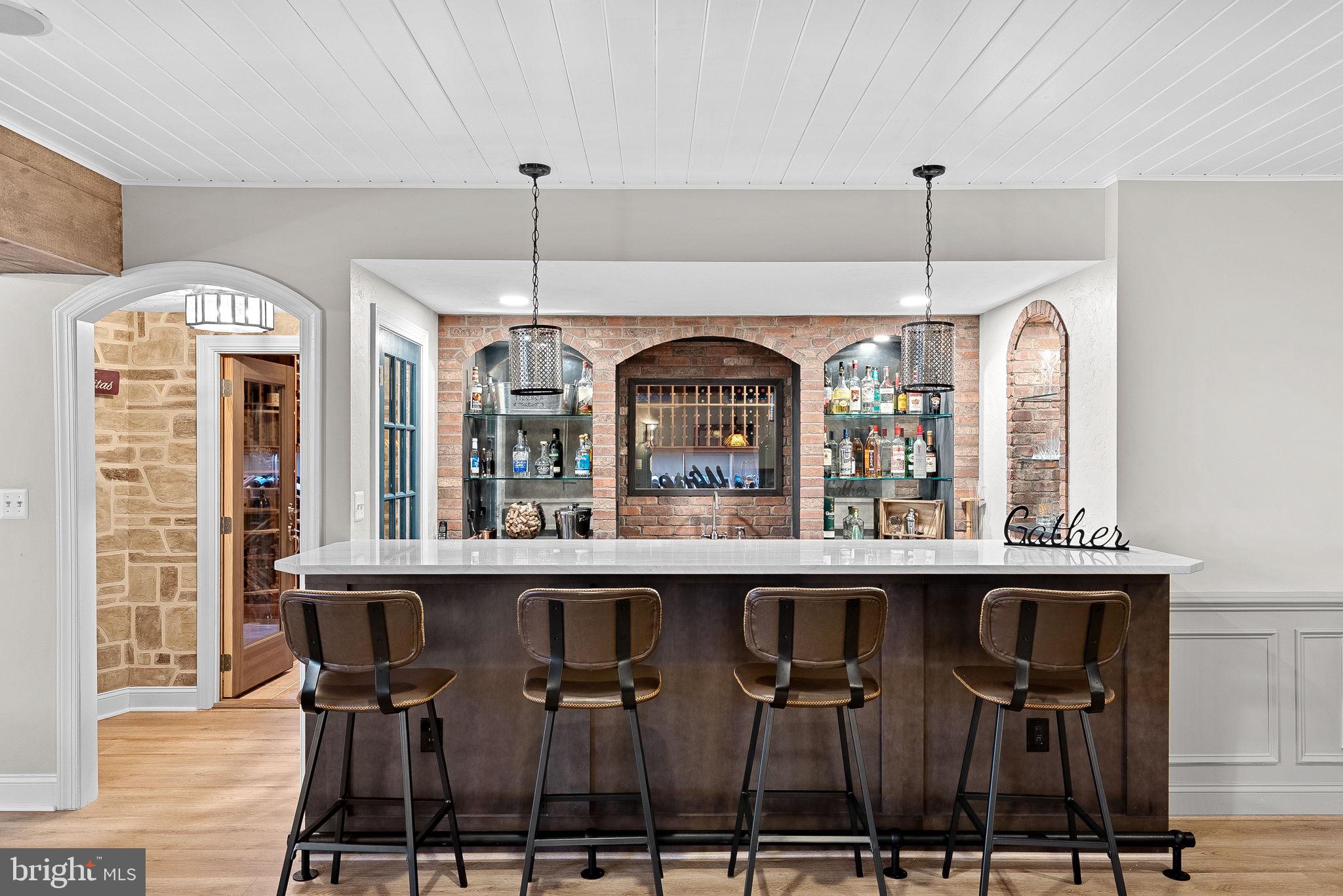 VILLAGE OF WAXPOOL - Residential