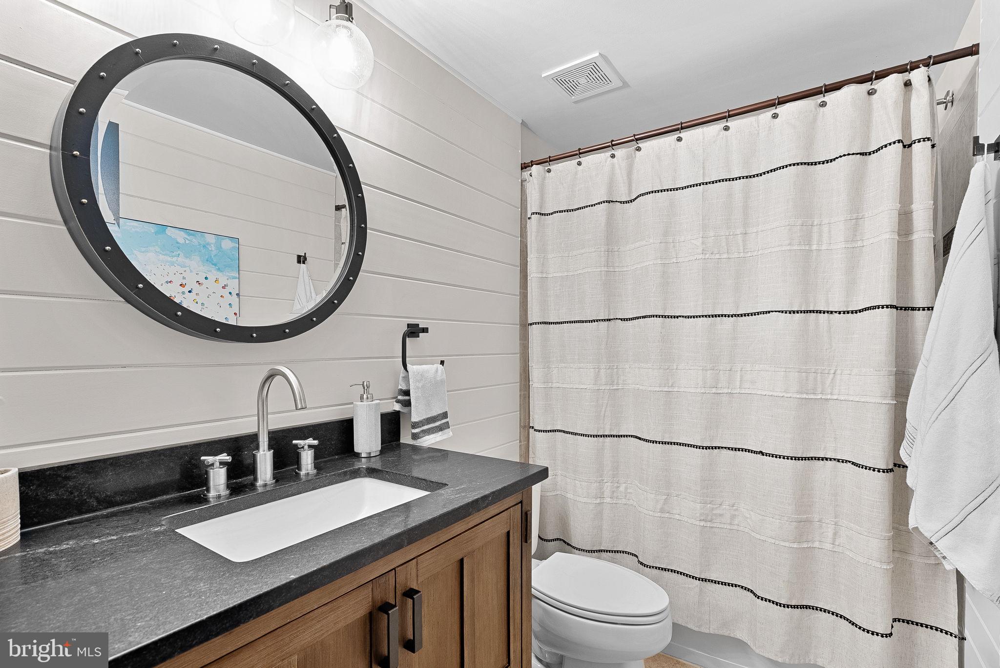 VILLAGE OF WAXPOOL - Residential