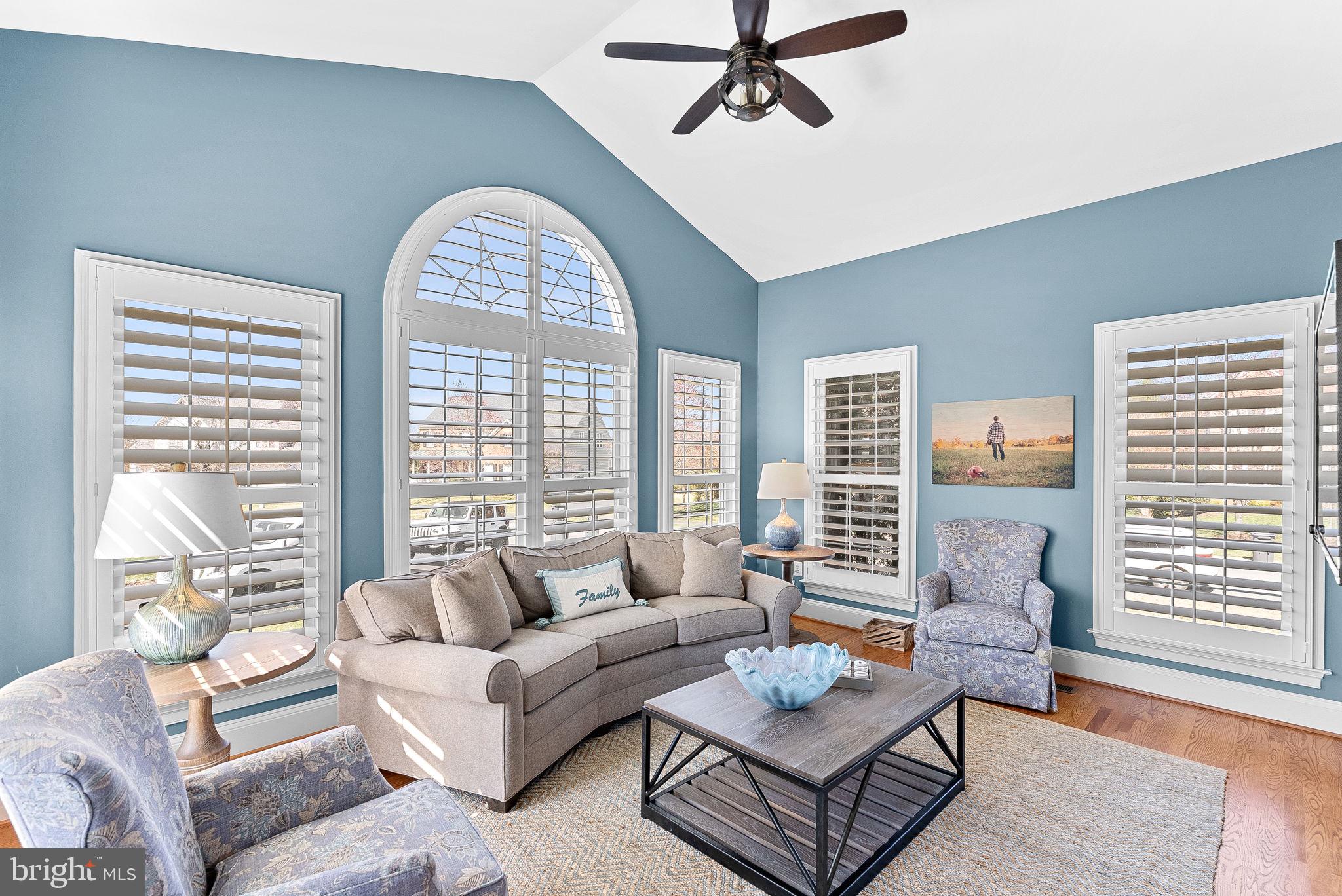 VILLAGE OF WAXPOOL - Residential