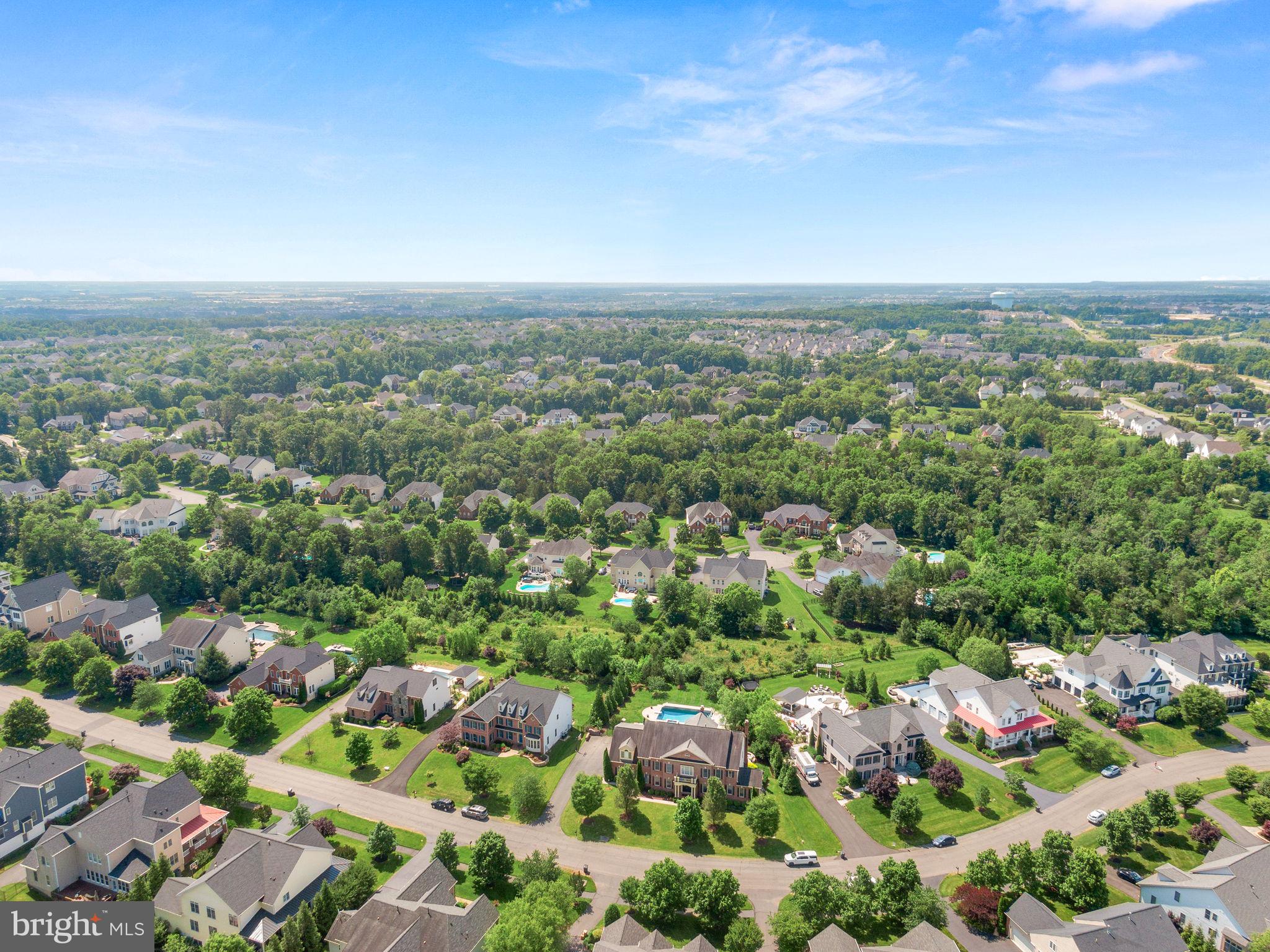VILLAGE OF WAXPOOL - Residential